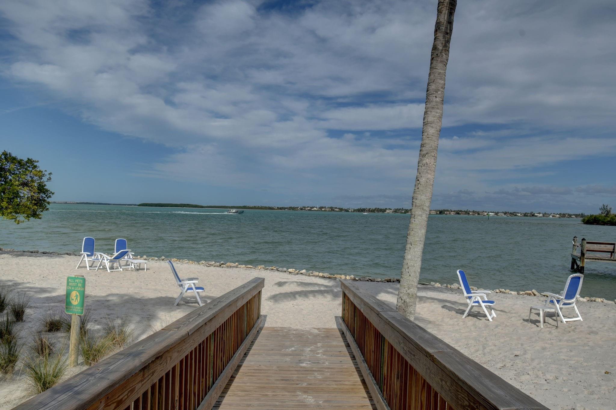 Schooner Oaks - Residential