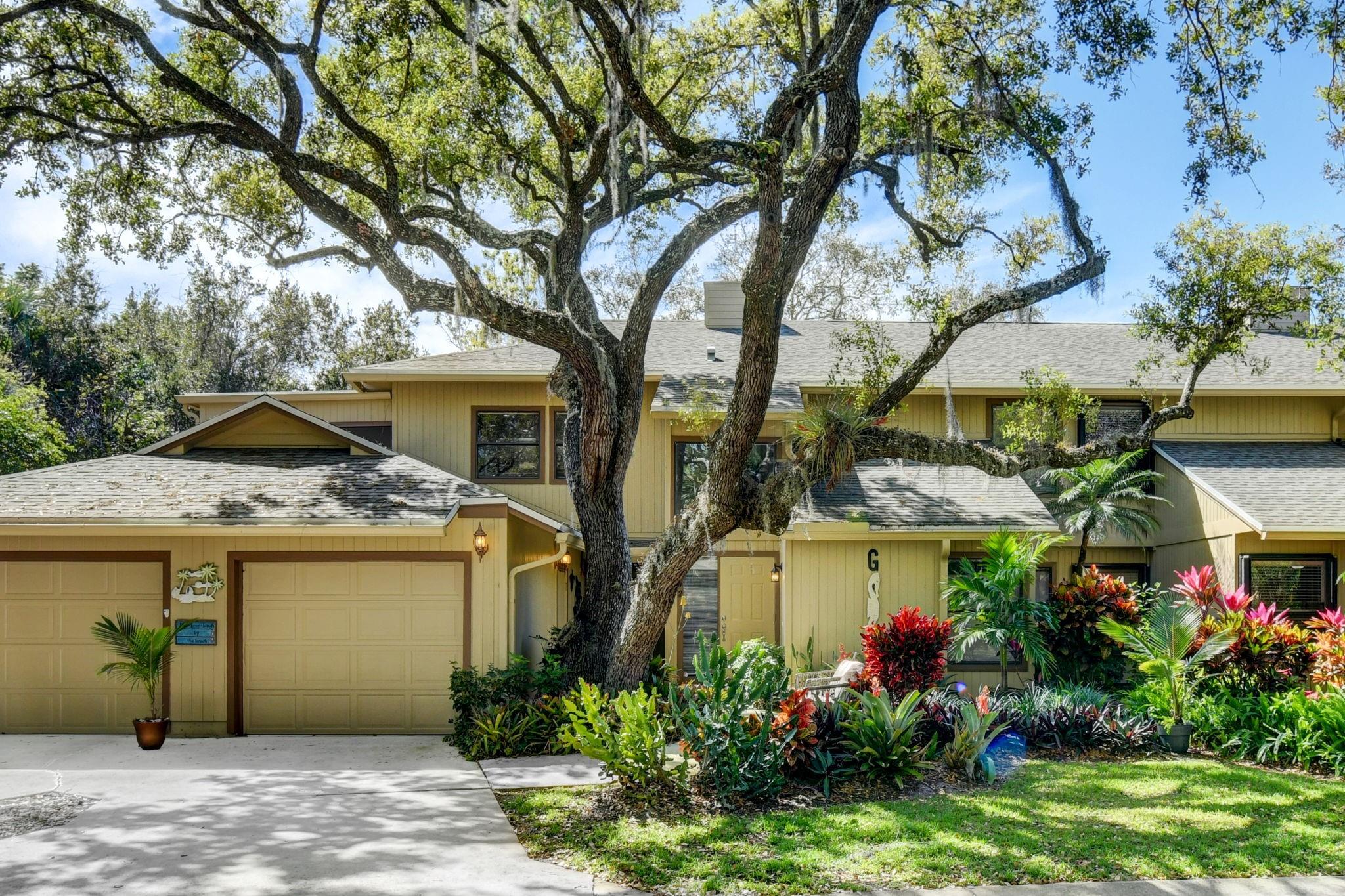 Schooner Oaks - Residential