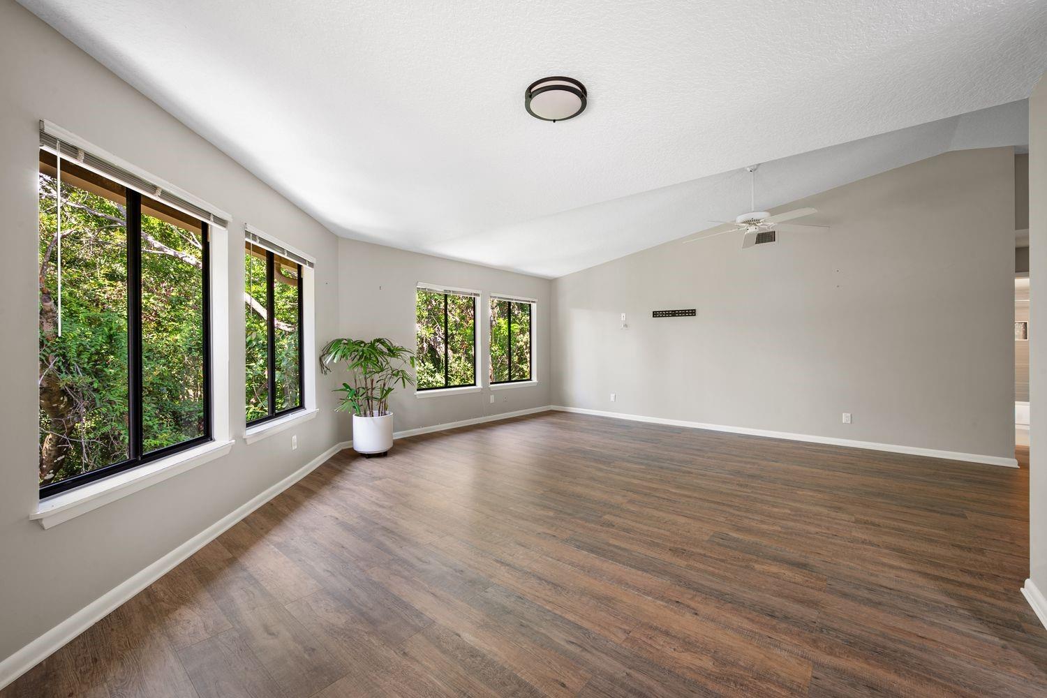 Schooner Oaks - Residential