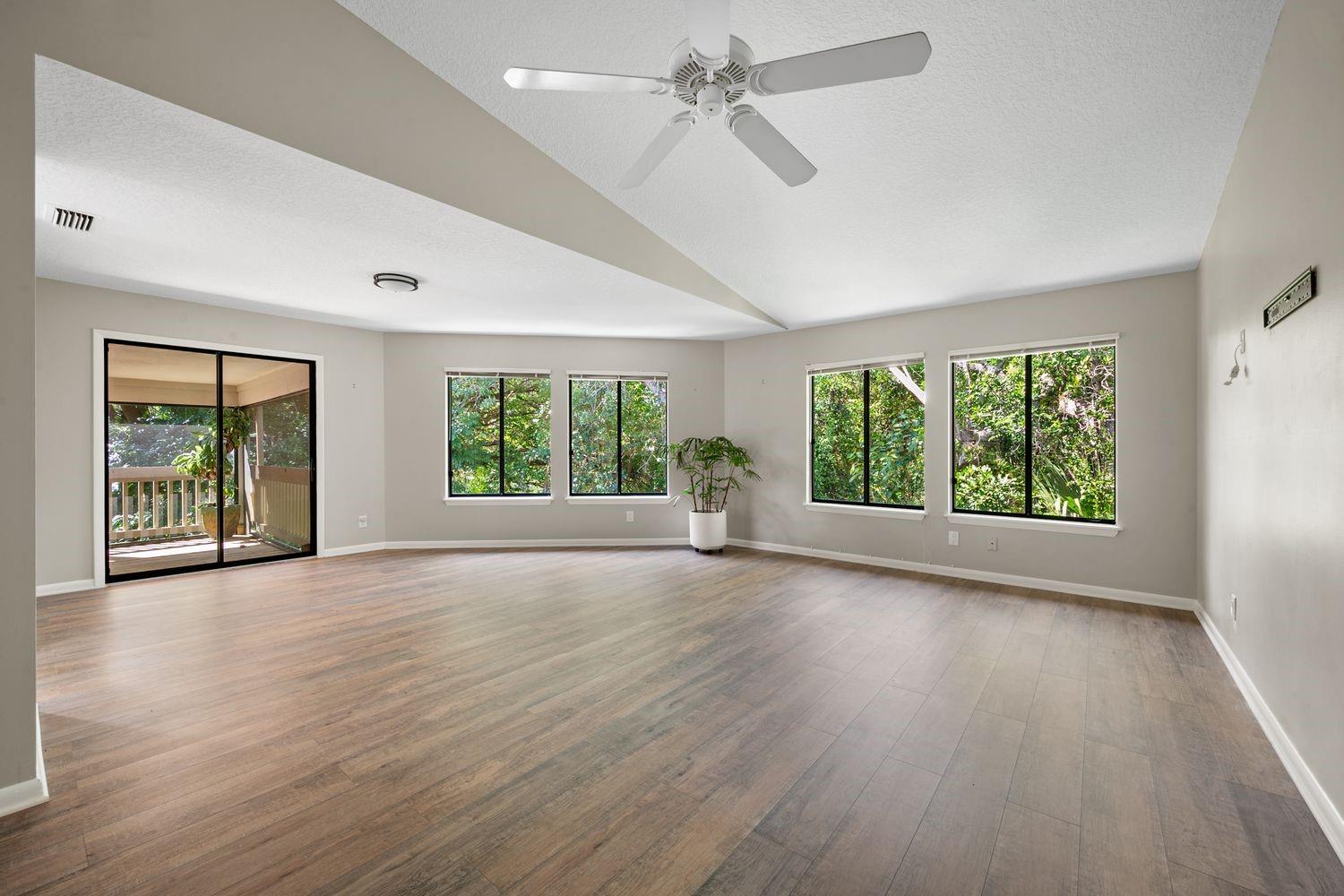 Schooner Oaks - Residential