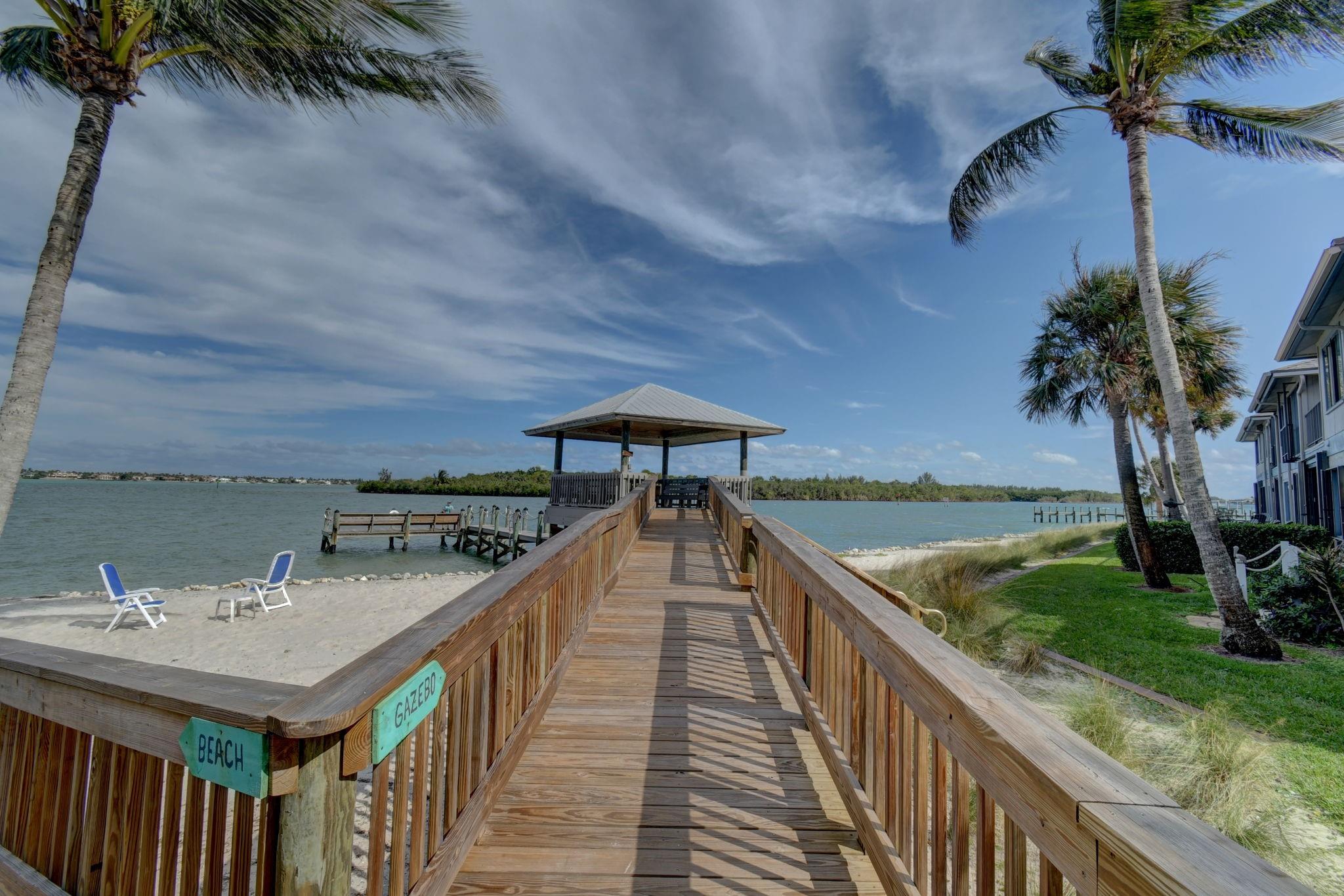 Schooner Oaks - Residential