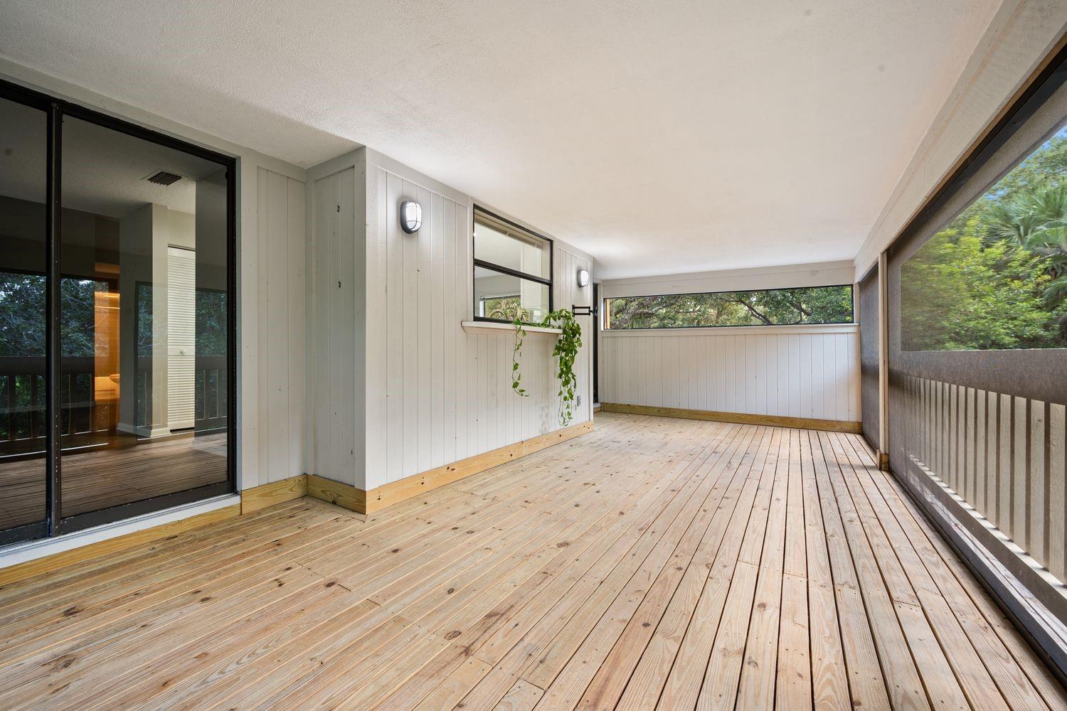 Schooner Oaks - Residential