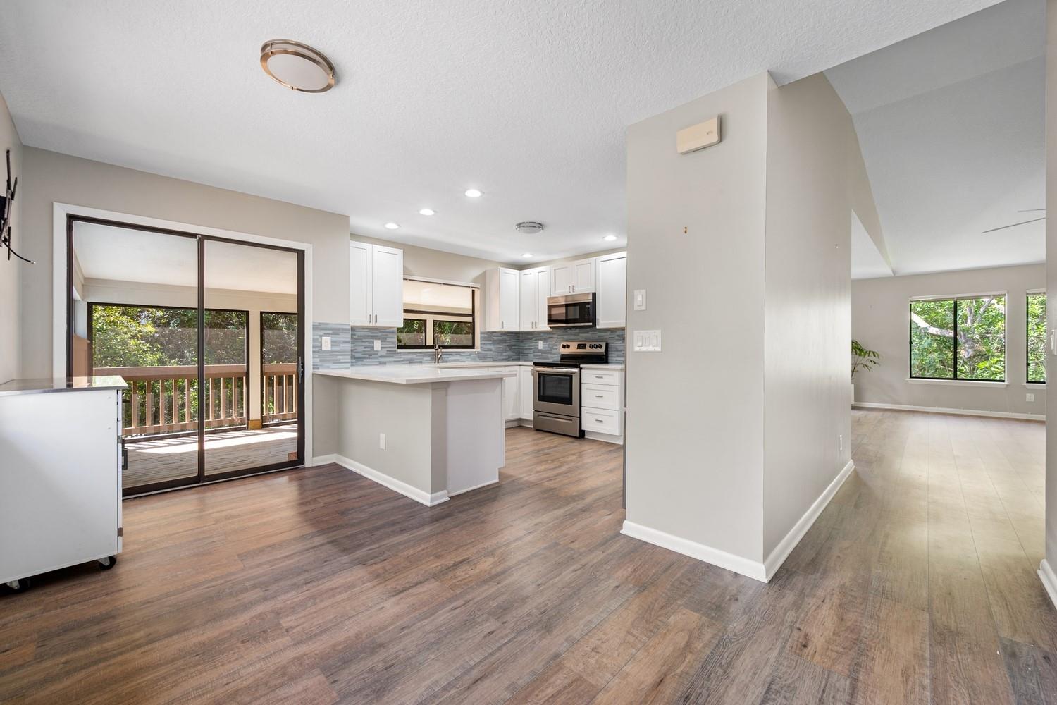 Schooner Oaks - Residential