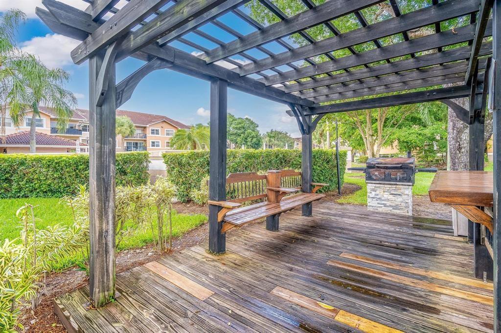 Edgewater - Residential