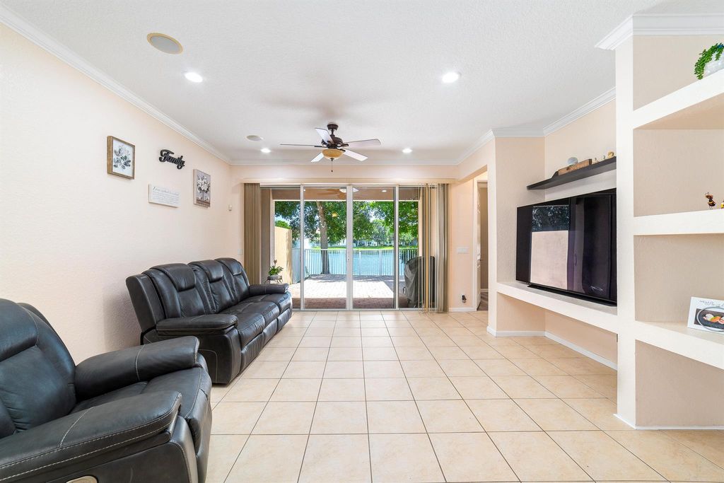 Photo of 132 Belle Grove Lane, Royal Palm Beach, FL 33411 (MLS # R11035813)