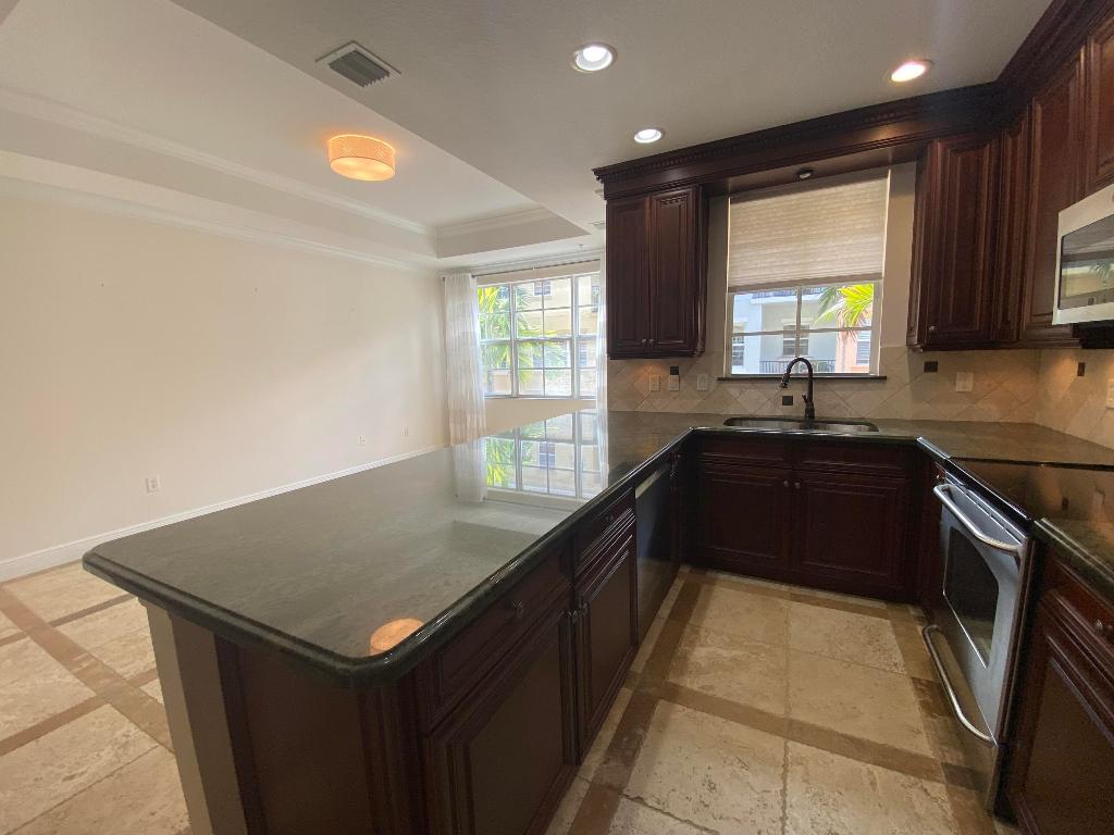 2456 San Pietro Circle