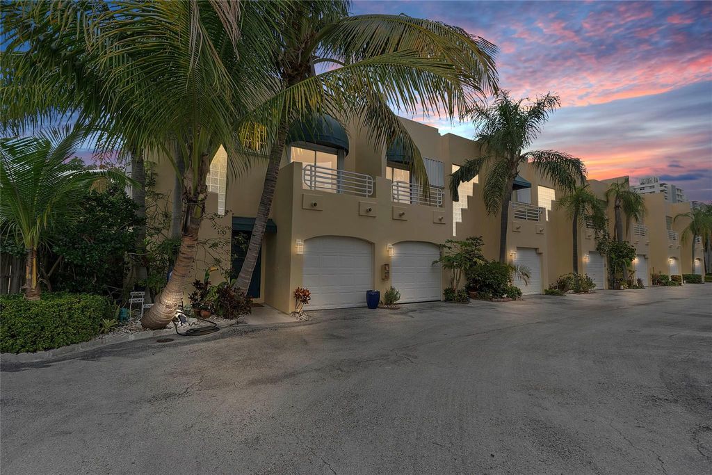 Photo of 3221 NE 16th Street #100, Pompano Beach, FL 33062 (MLS # B26009815)