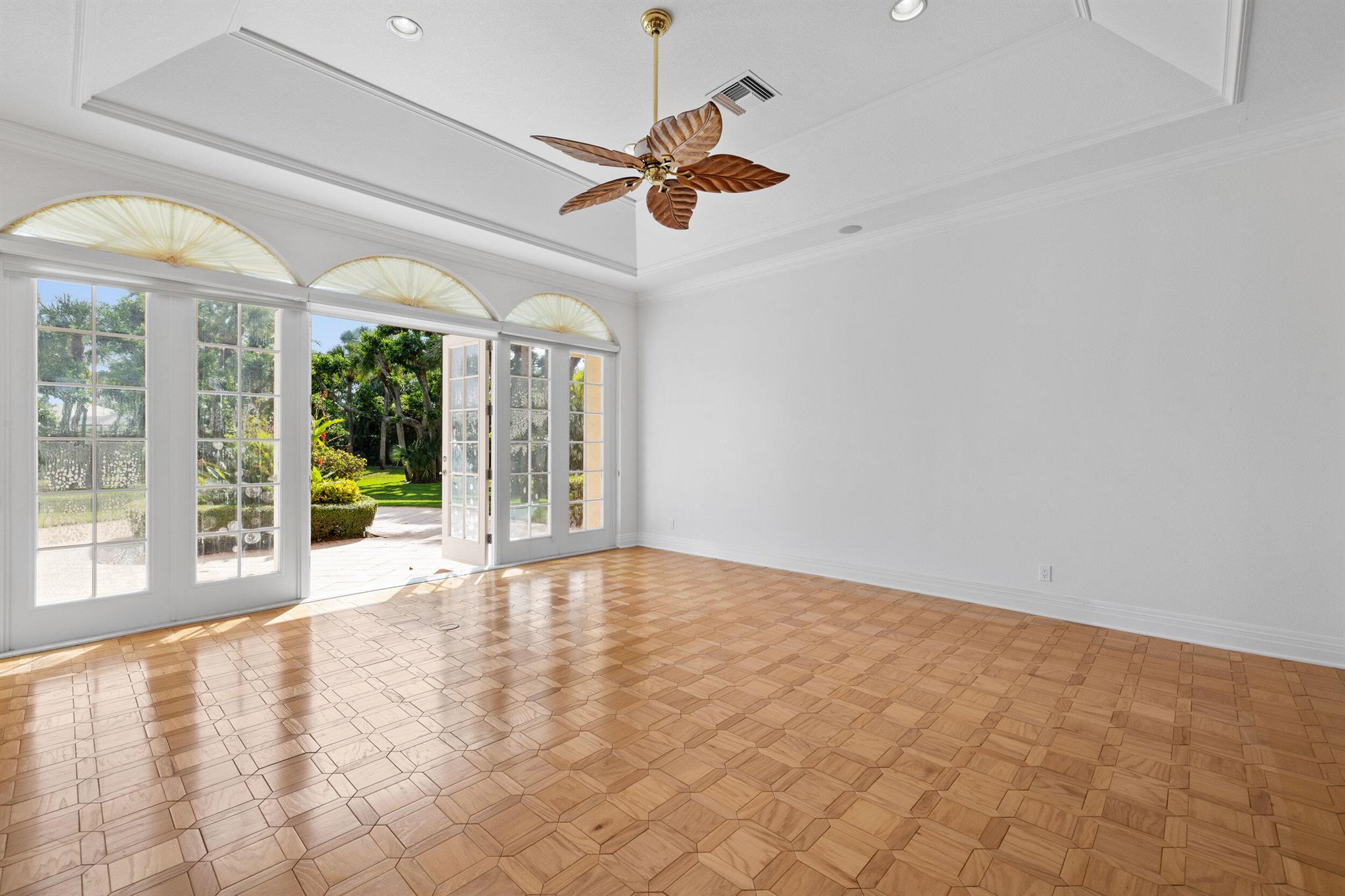 SEMINOLE LANDING - Residential