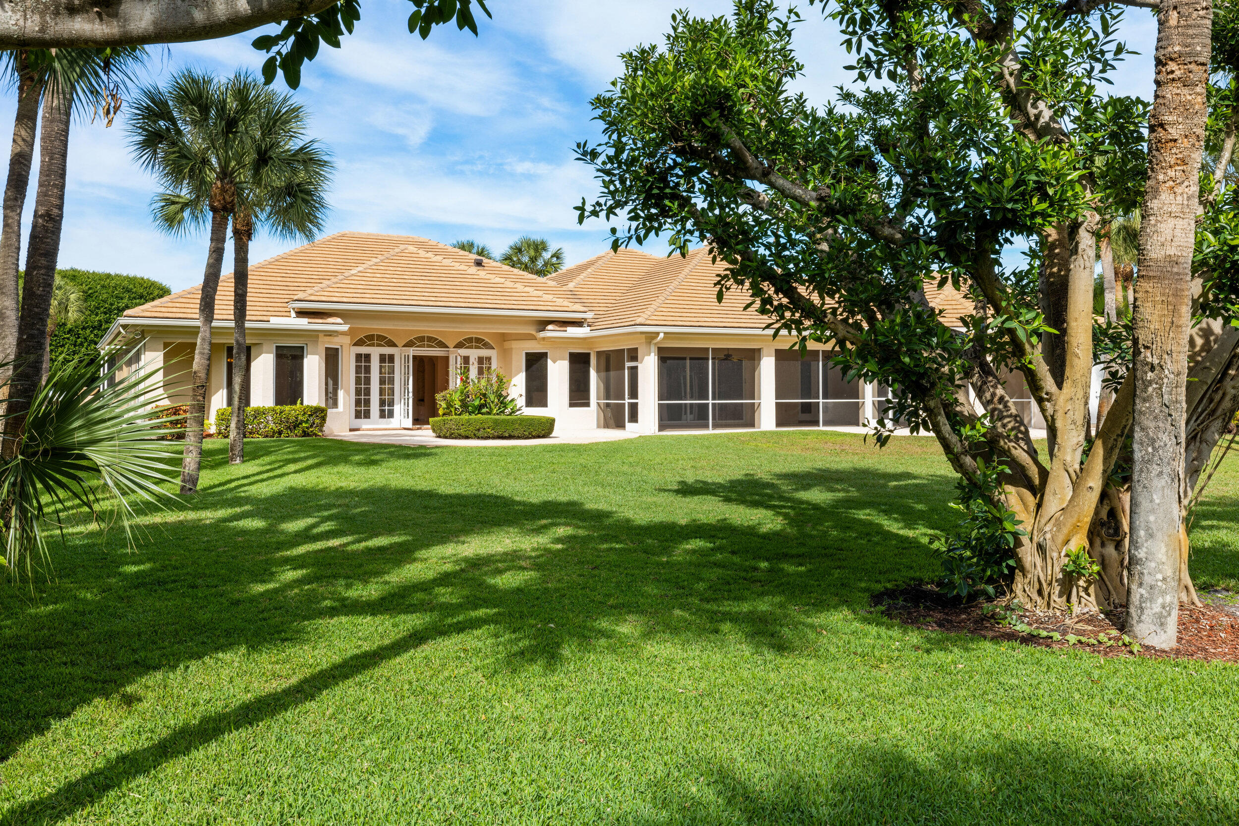 SEMINOLE LANDING - Residential