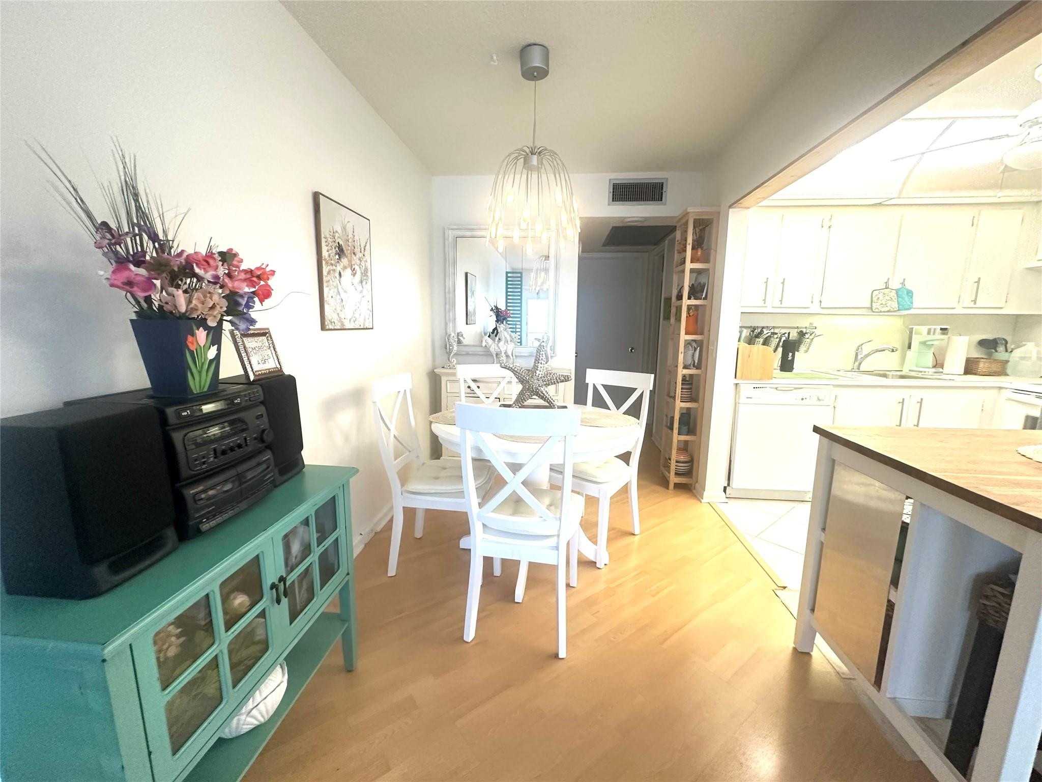 HARWOOD C CONDO - Residential