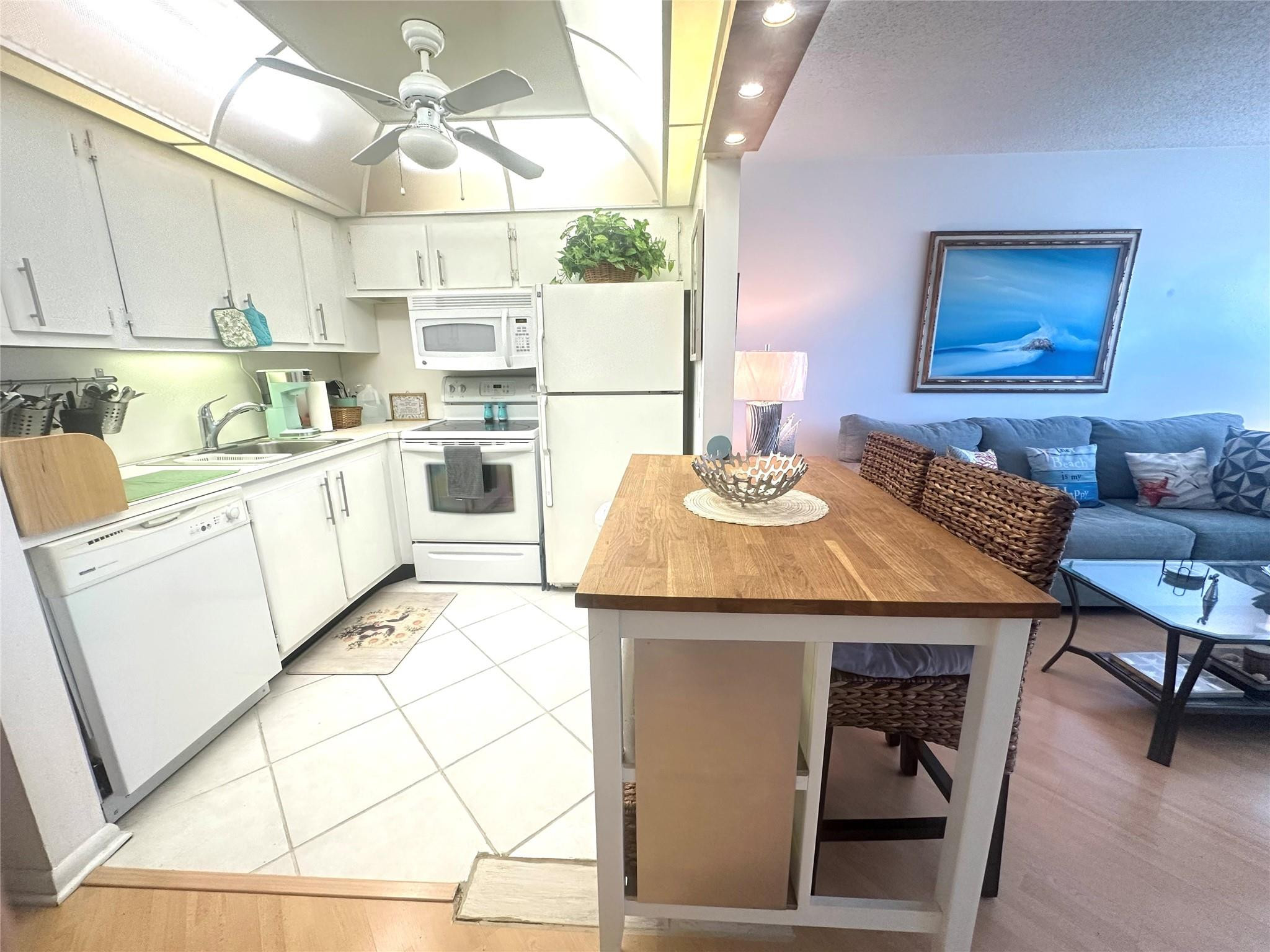 HARWOOD C CONDO - Residential