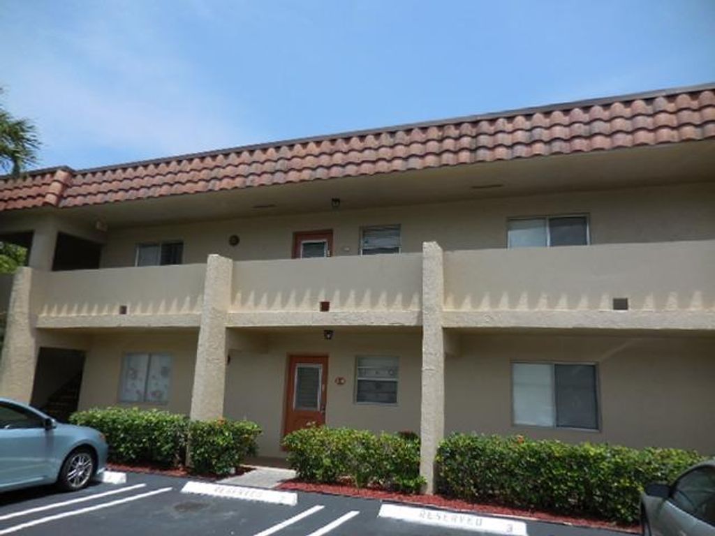 Photo of 829 Camino Road #104-A, Delray Beach, FL 33445 (MLS # R11124615)