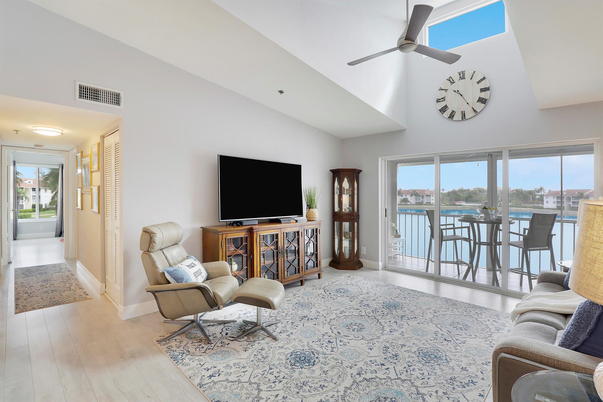 JENSEN BEACH CLUB - Residential