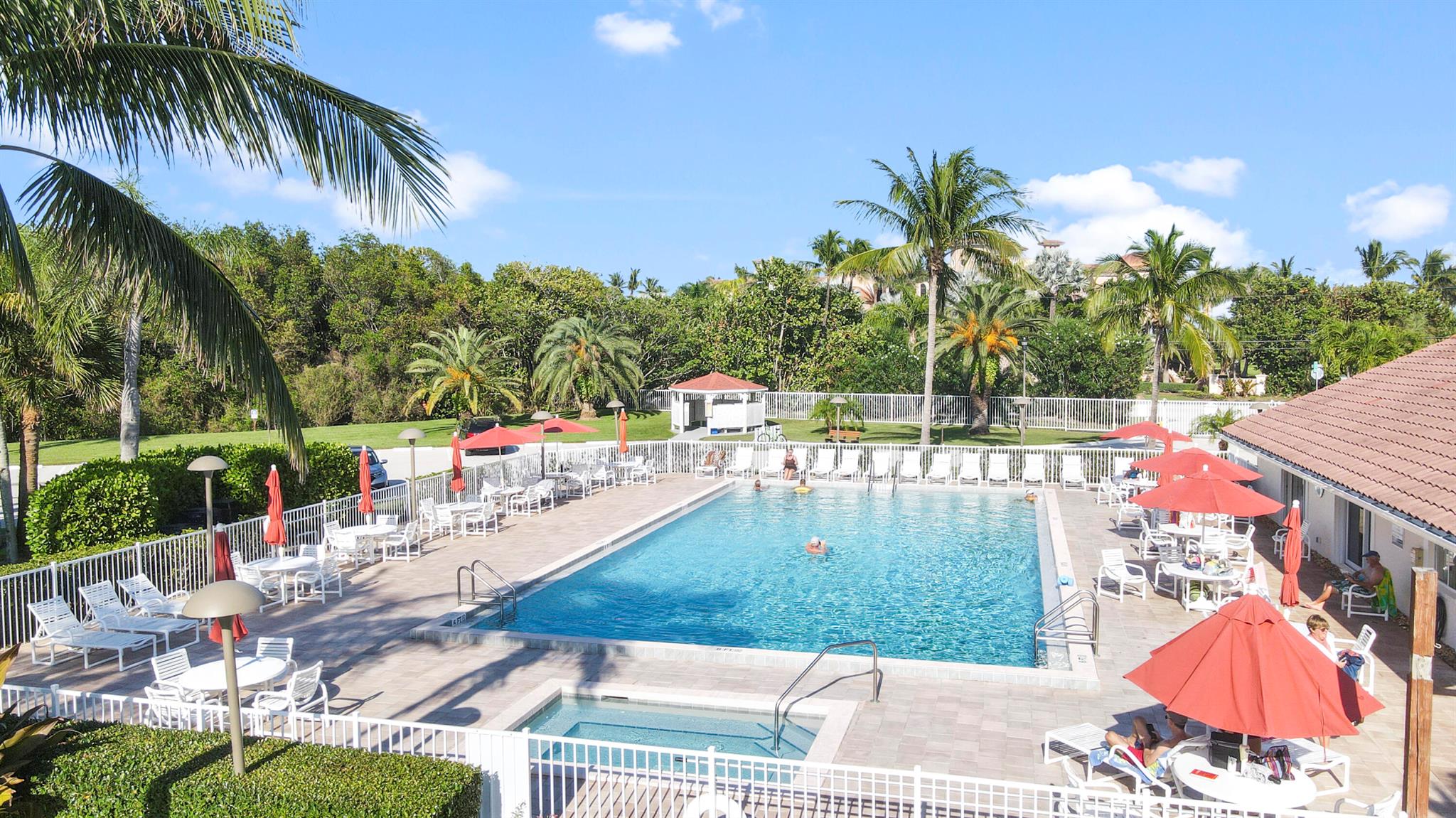 JENSEN BEACH CLUB - Residential