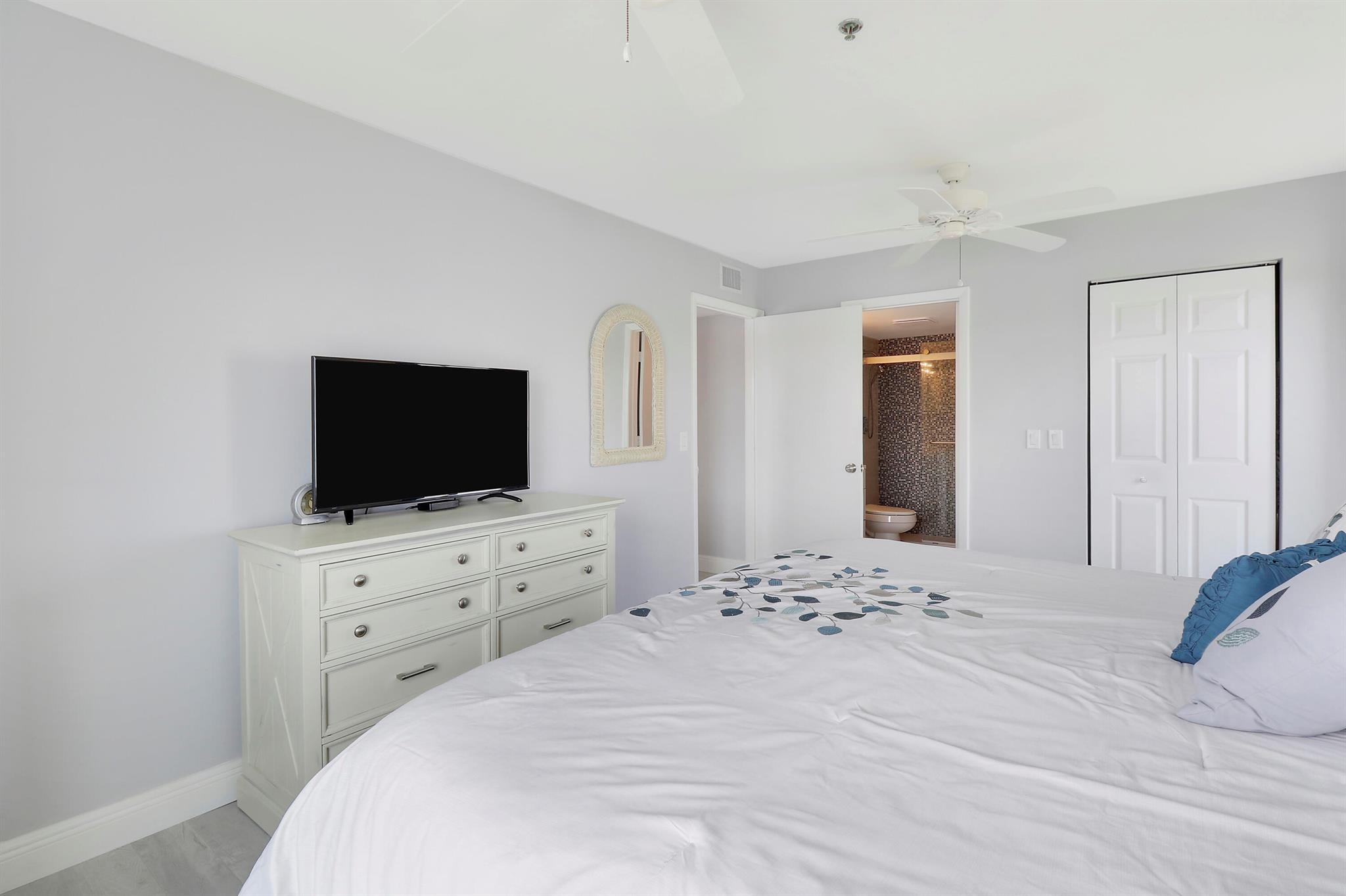 JENSEN BEACH CLUB - Residential