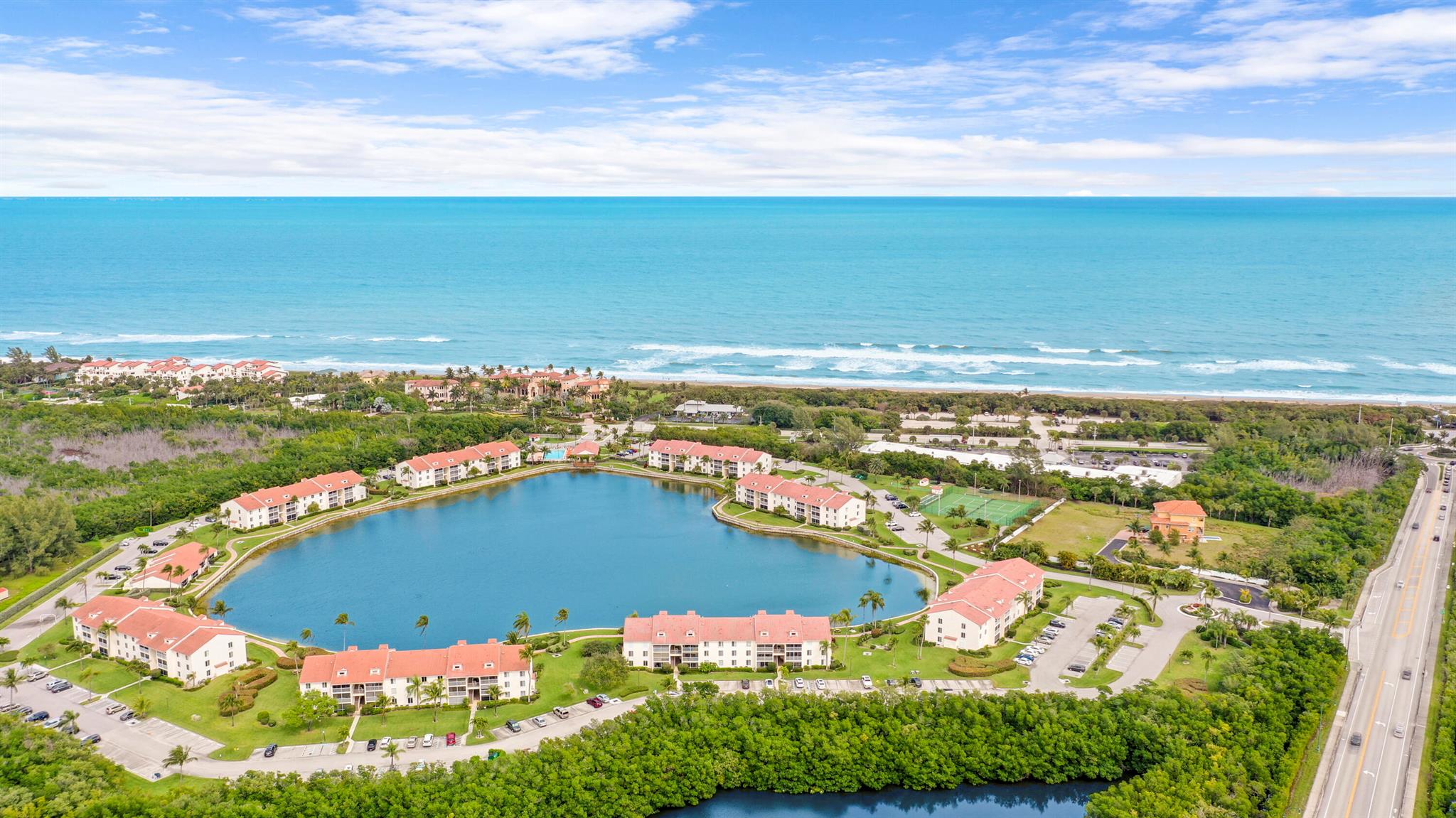 JENSEN BEACH CLUB - Residential