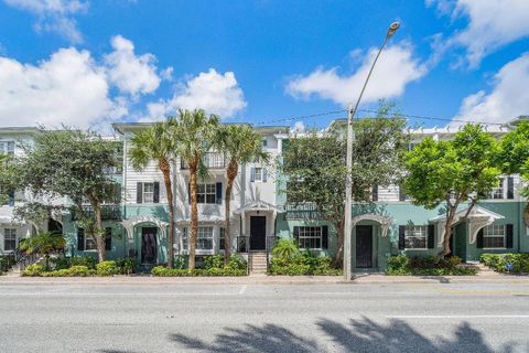 375 E Mallory Circle Delray Beach FL 33483