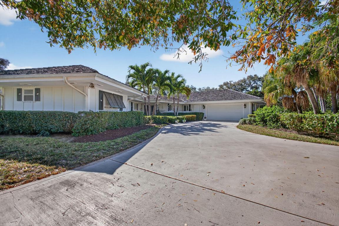 5610 SE Winged Foot Drive