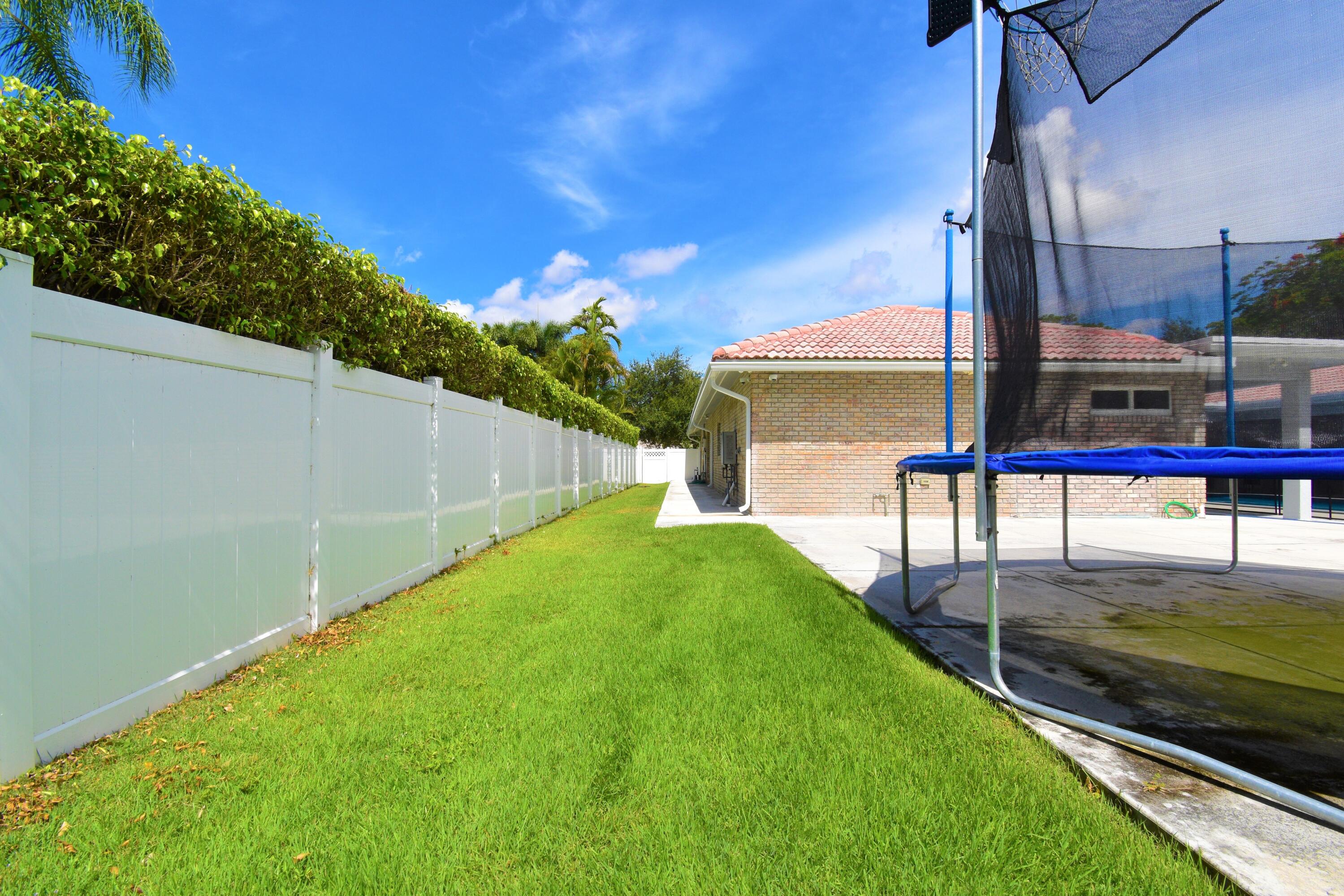 ESTANCIA II OF VIA VERDE - Residential