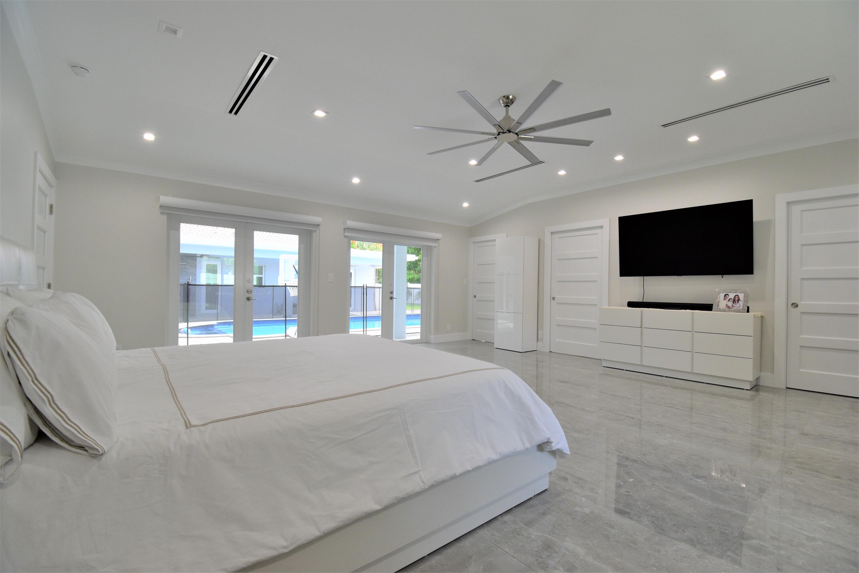 ESTANCIA II OF VIA VERDE - Residential