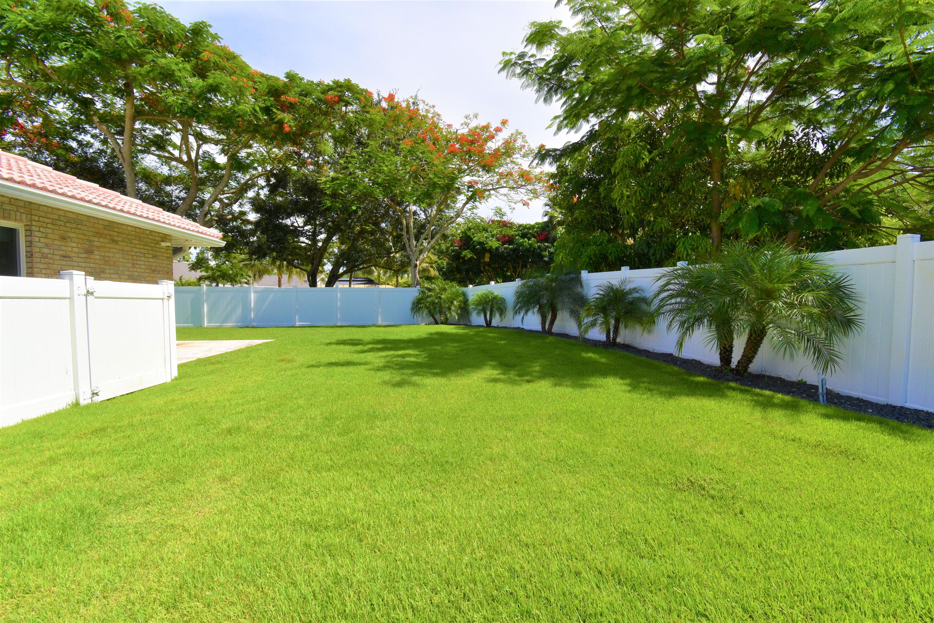 ESTANCIA II OF VIA VERDE - Residential