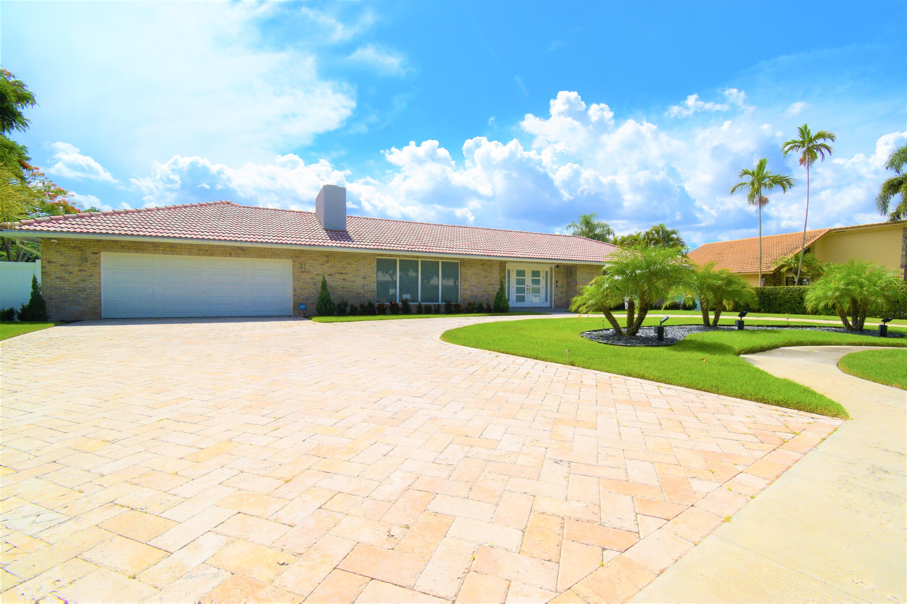 ESTANCIA II OF VIA VERDE - Residential