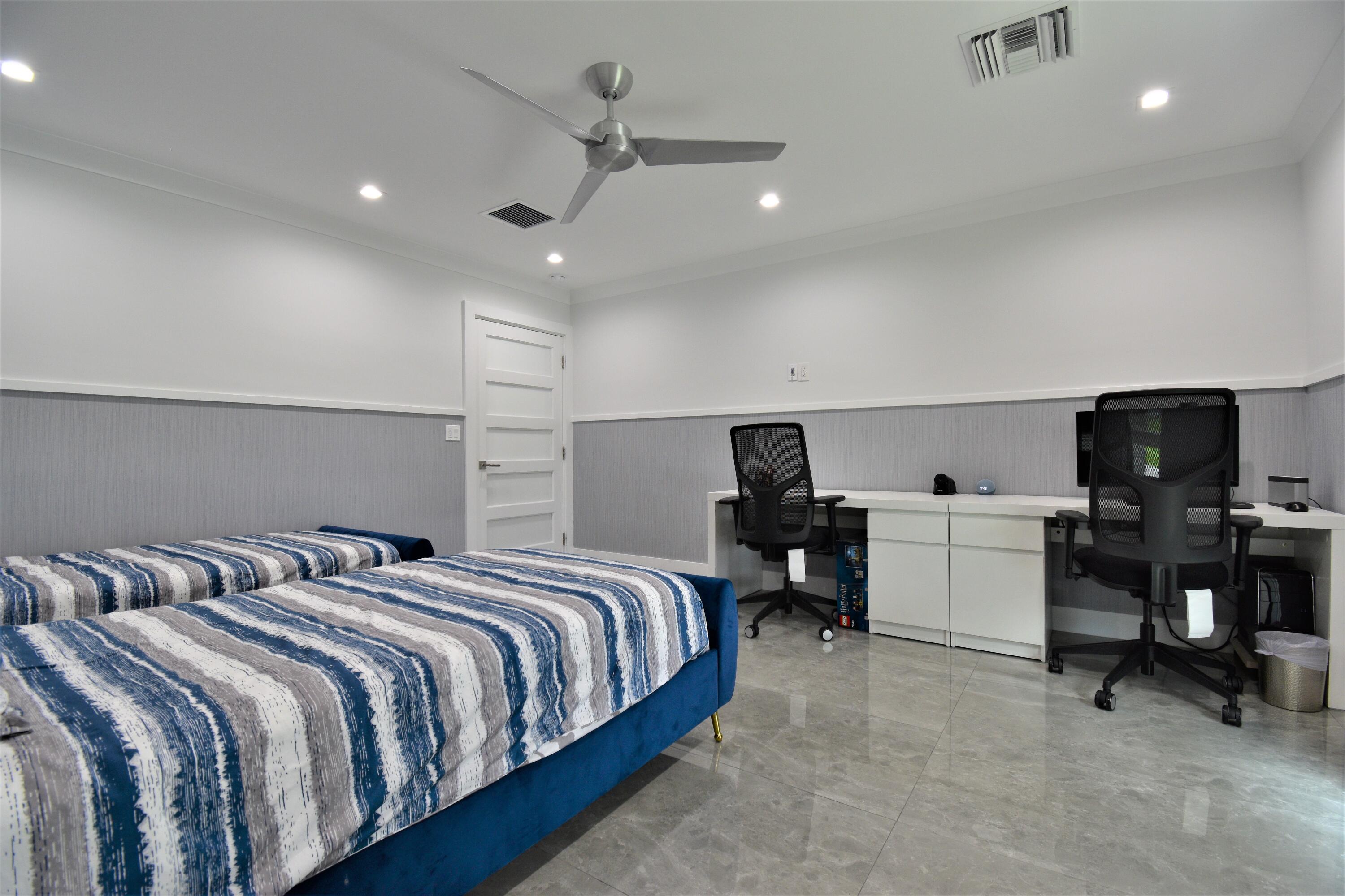 ESTANCIA II OF VIA VERDE - Residential