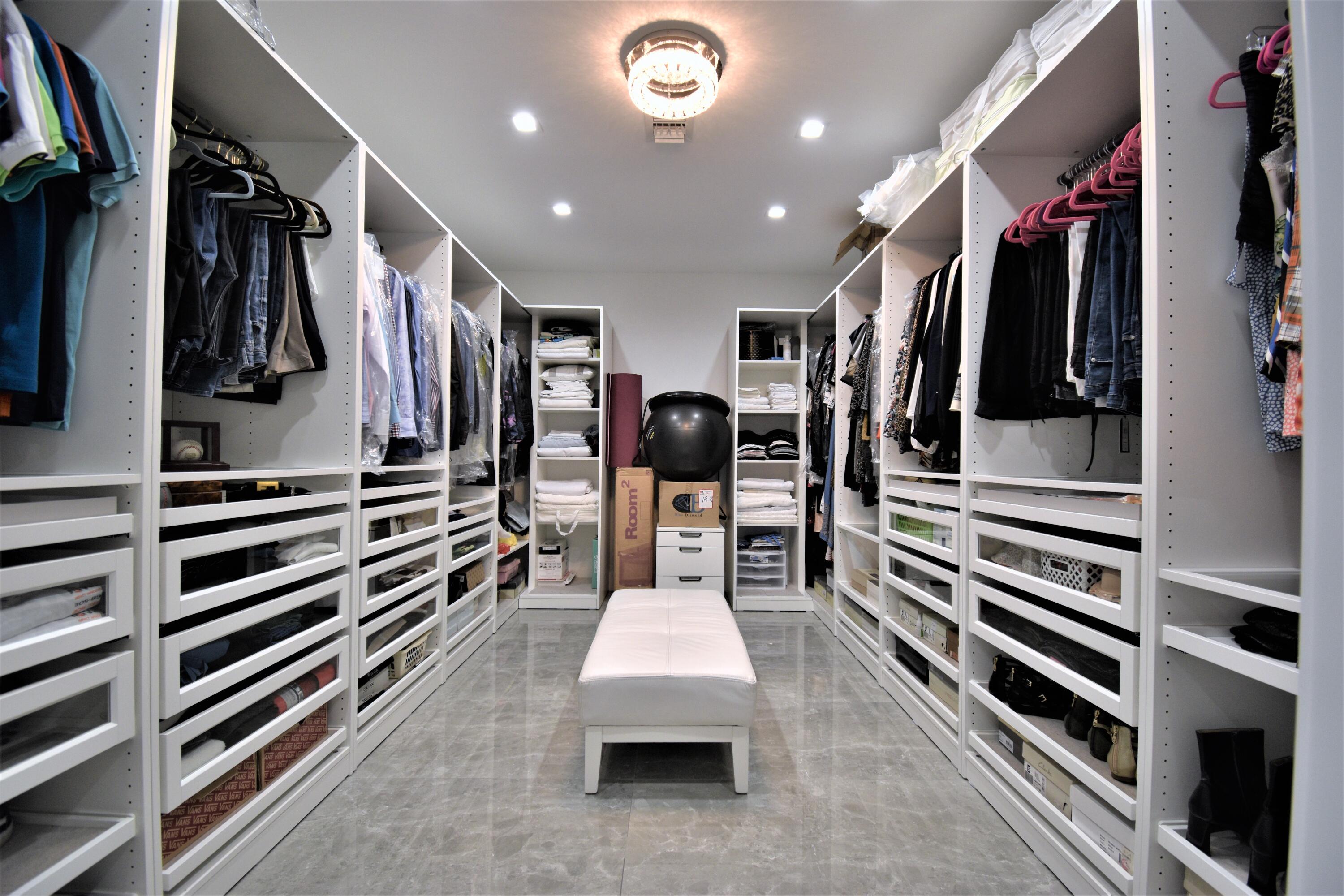 ESTANCIA II OF VIA VERDE - Residential