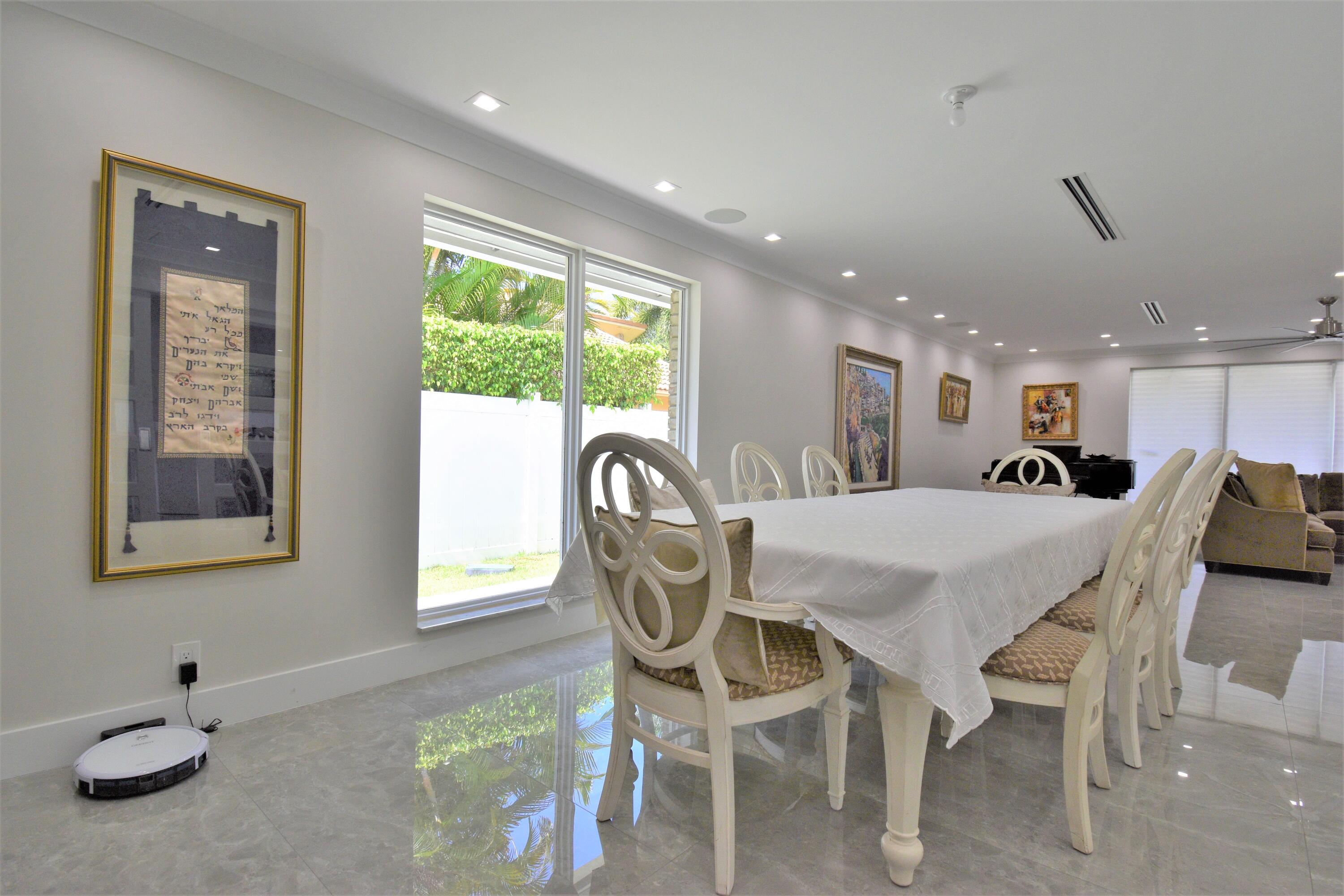 ESTANCIA II OF VIA VERDE - Residential