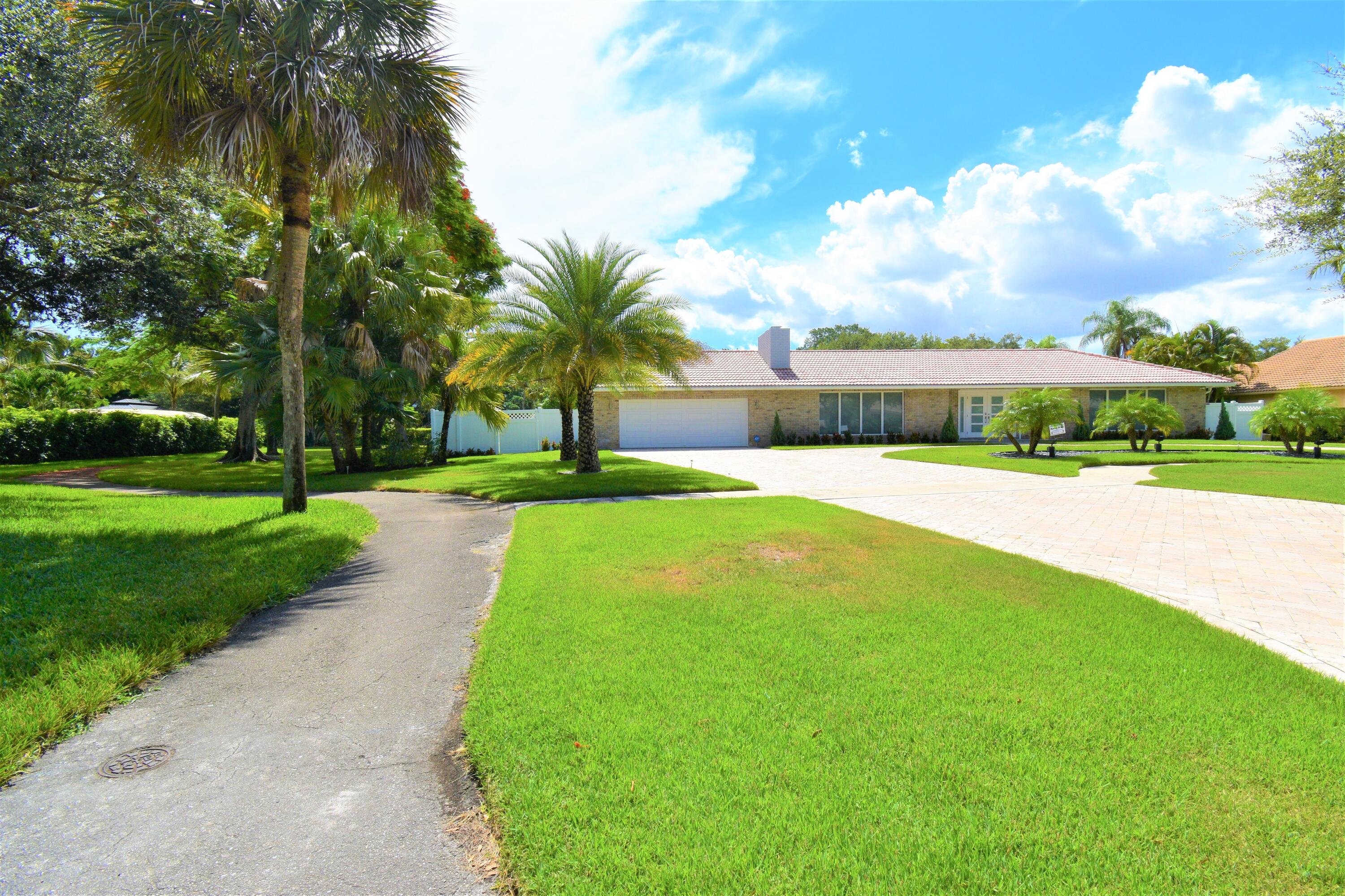 ESTANCIA II OF VIA VERDE - Residential