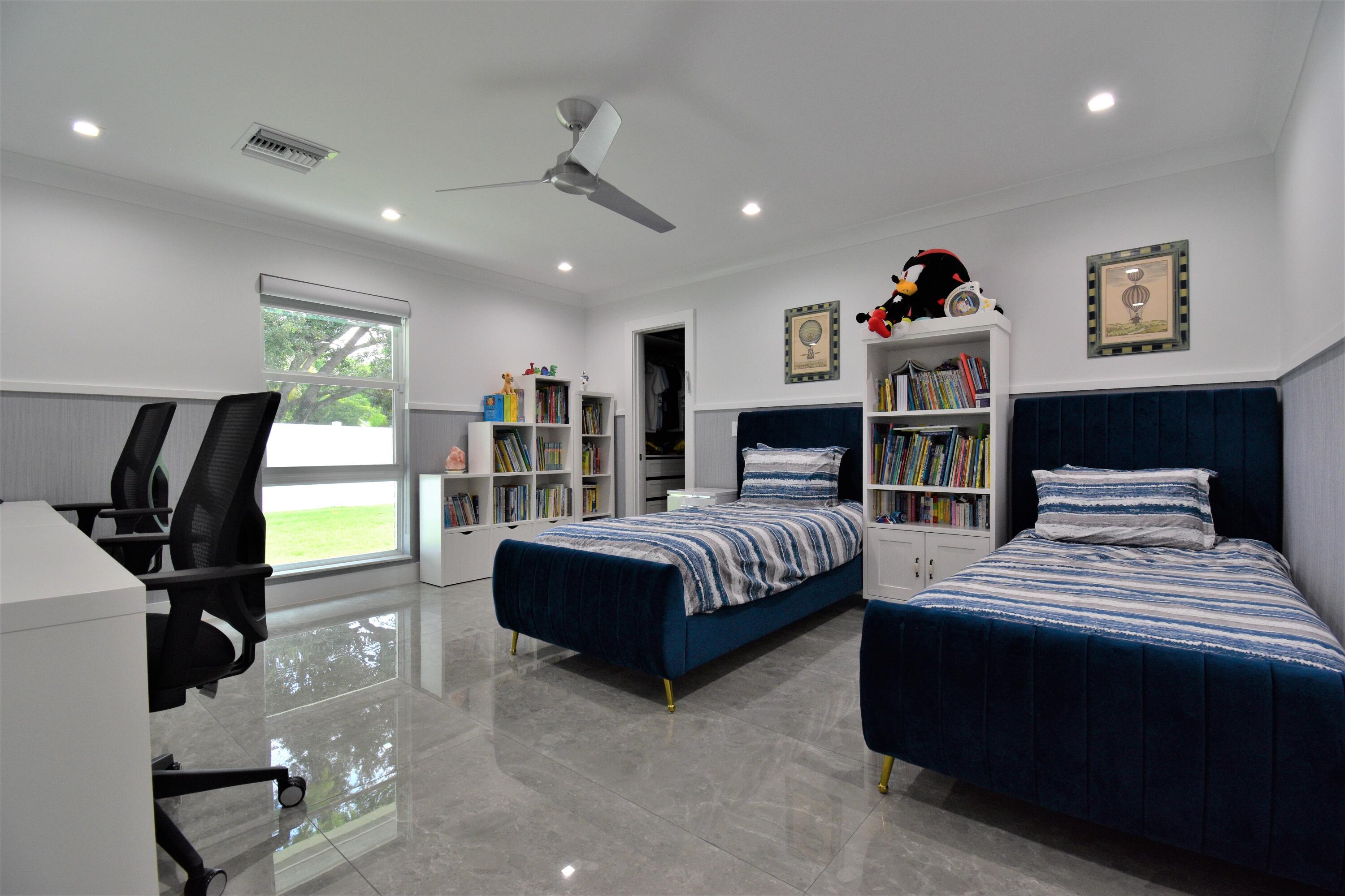 ESTANCIA II OF VIA VERDE - Residential