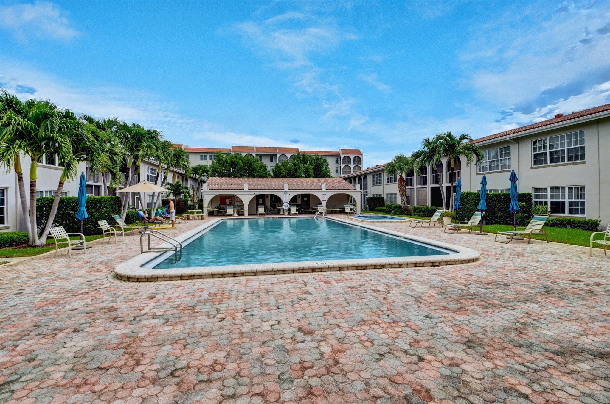 TIERRA DEL SOL CONDO - Residential