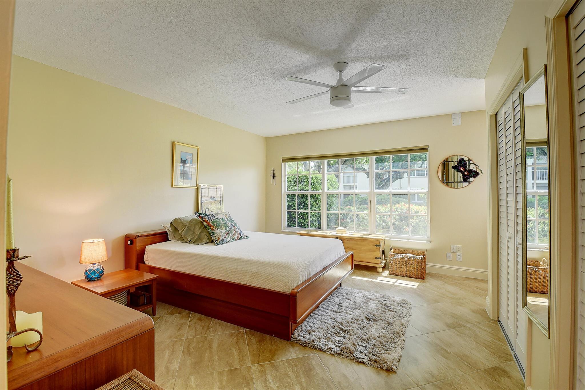 TIERRA DEL SOL CONDO - Residential