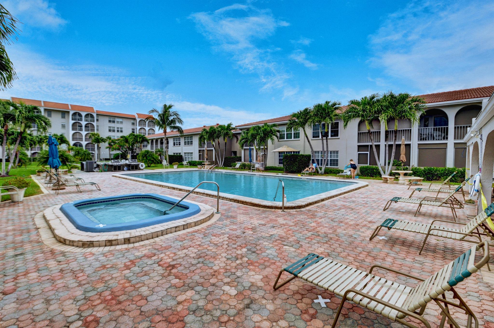 TIERRA DEL SOL CONDO - Residential