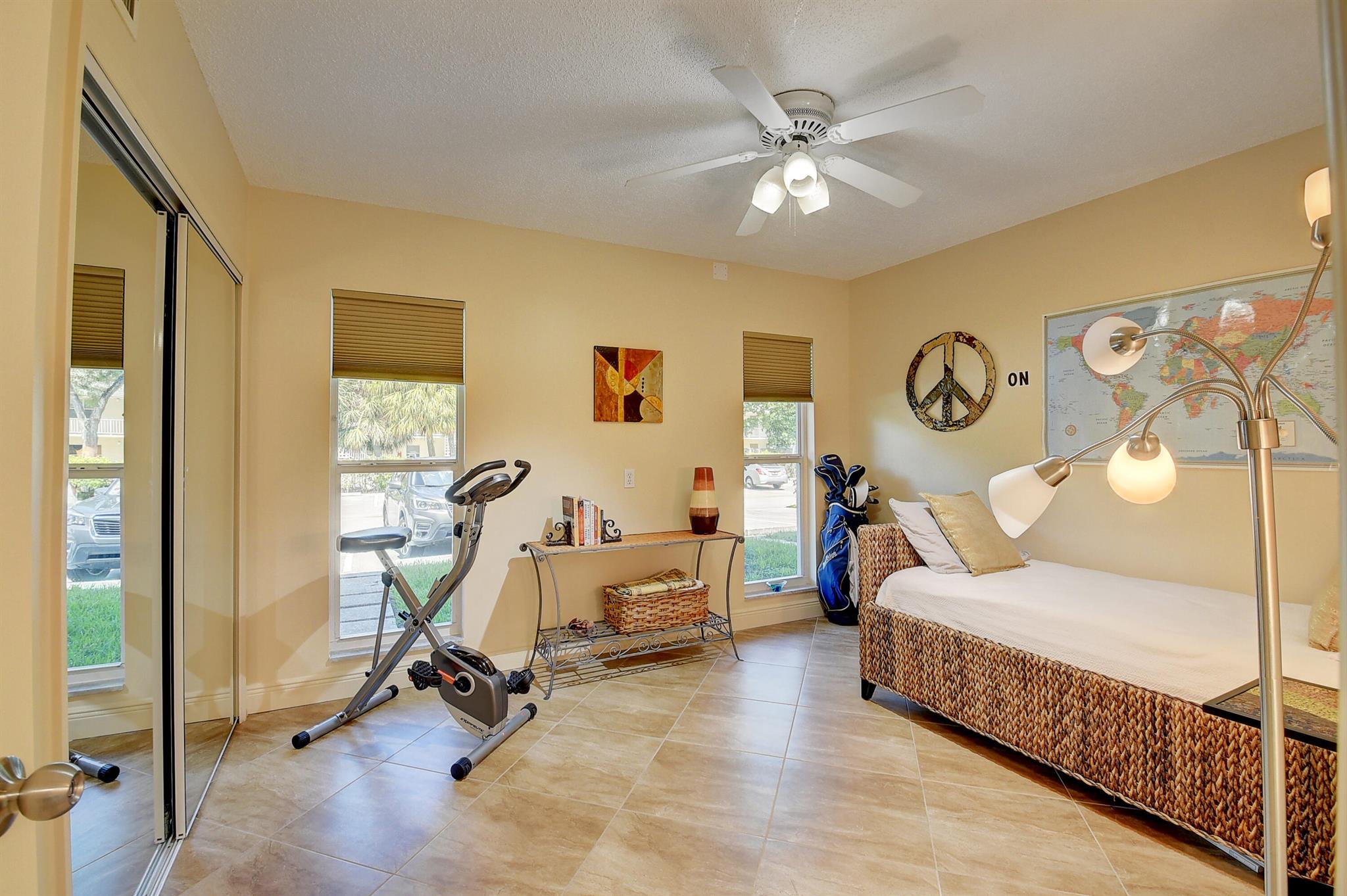 TIERRA DEL SOL CONDO - Residential