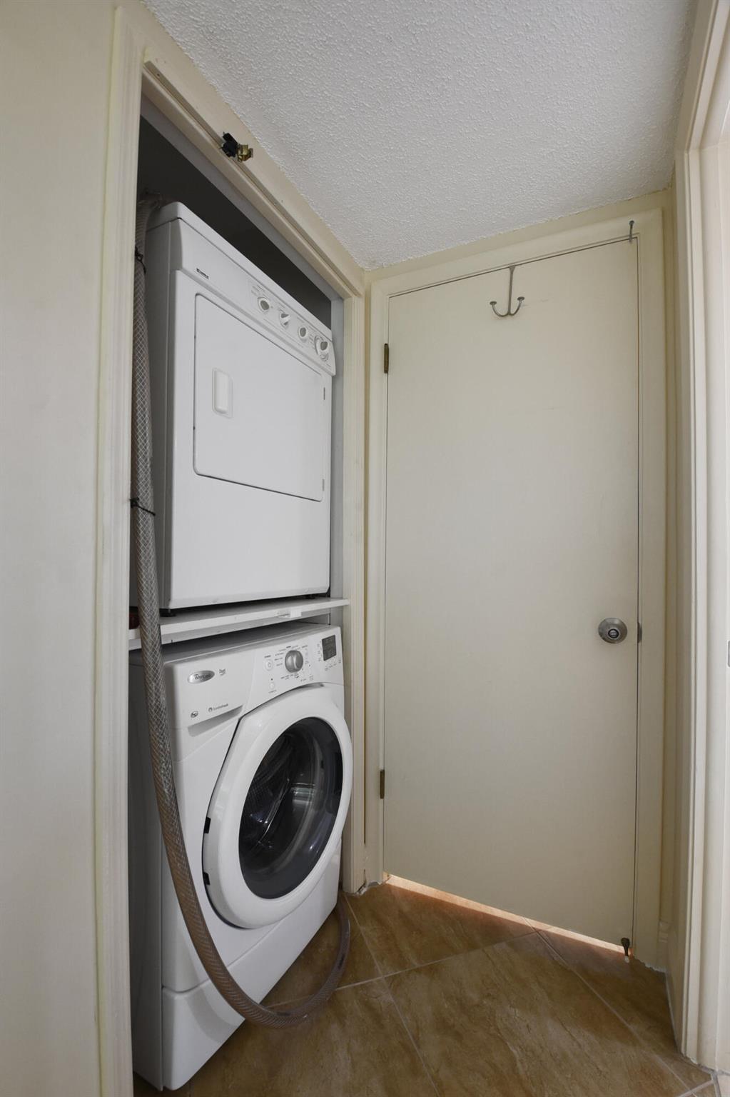 TIERRA DEL SOL CONDO - Residential