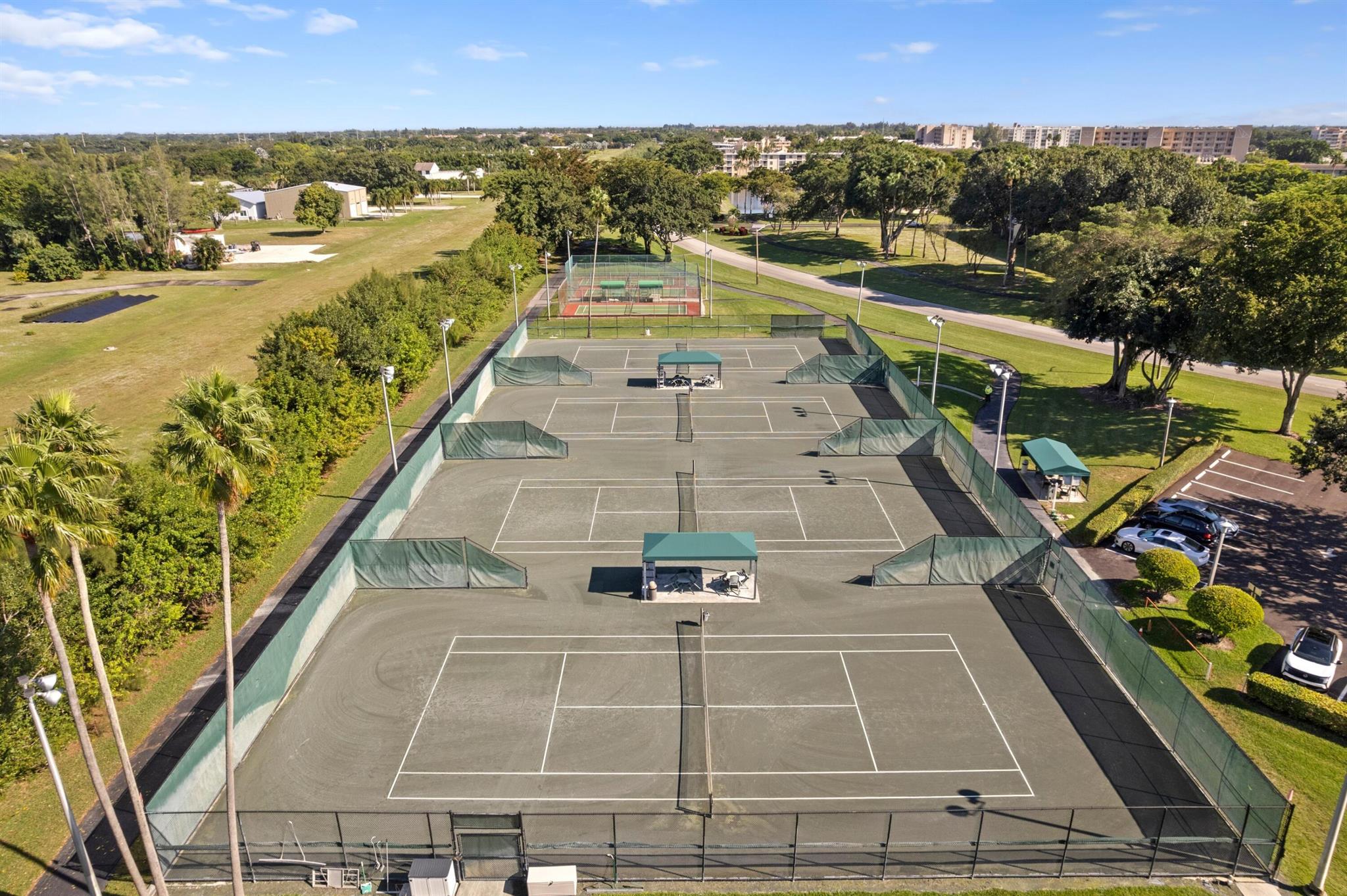 HUNTINGTON LAKES SEC ONE - Residential