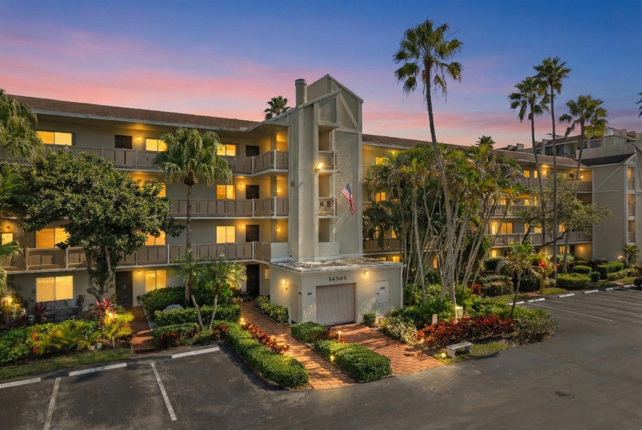 HUNTINGTON LAKES SEC ONE - Residential