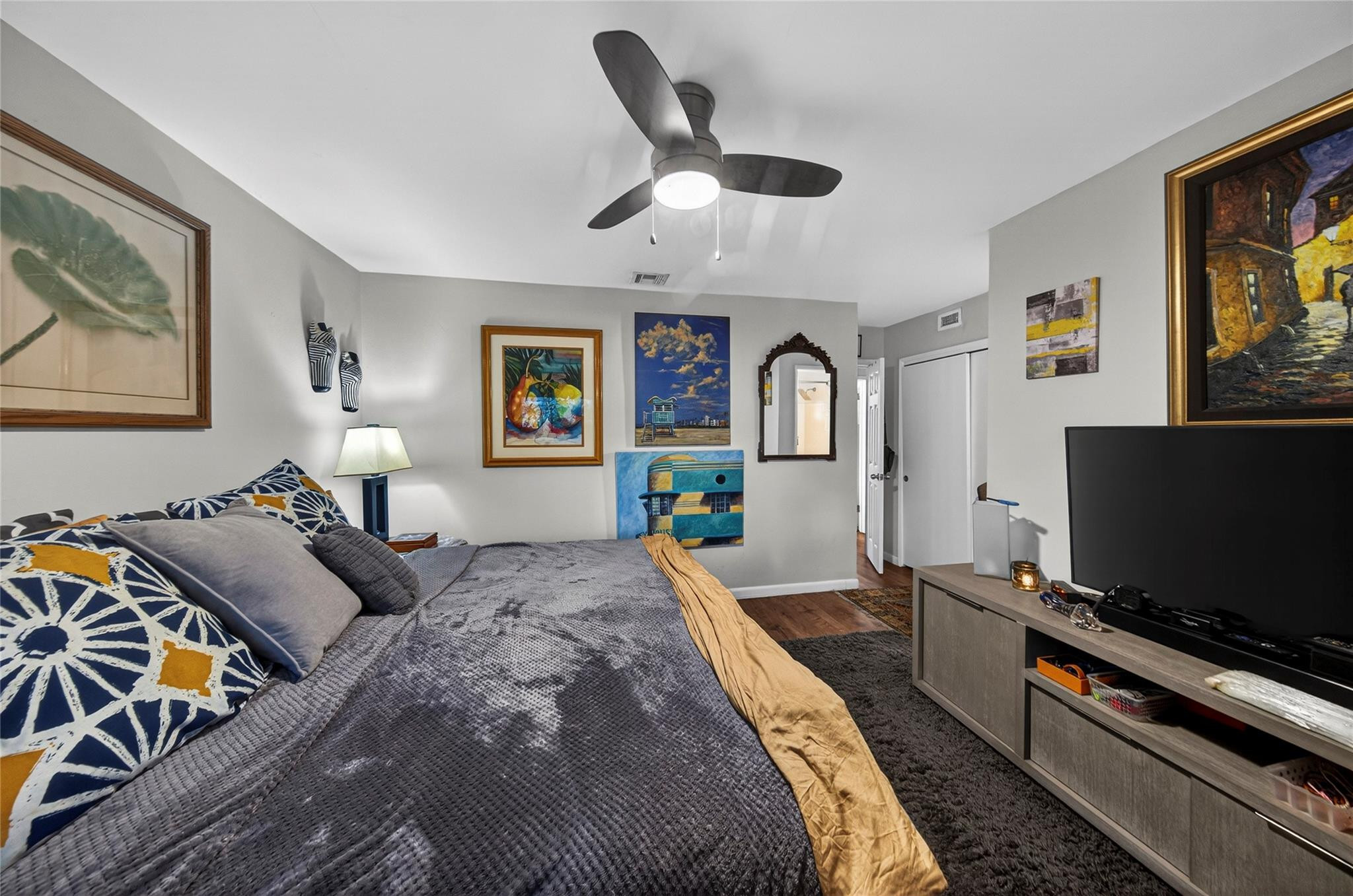 LAUDER-GATE - Residential Income