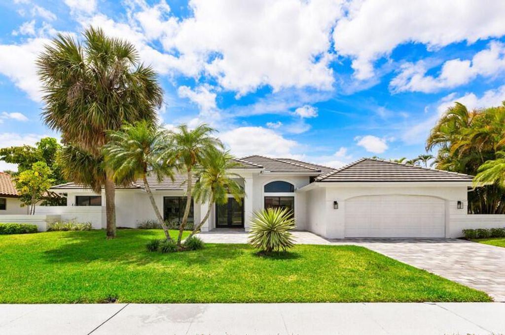 Photo of 11020 Boca Woods Lane, Boca Raton, FL 33428 (MLS # R11084191)