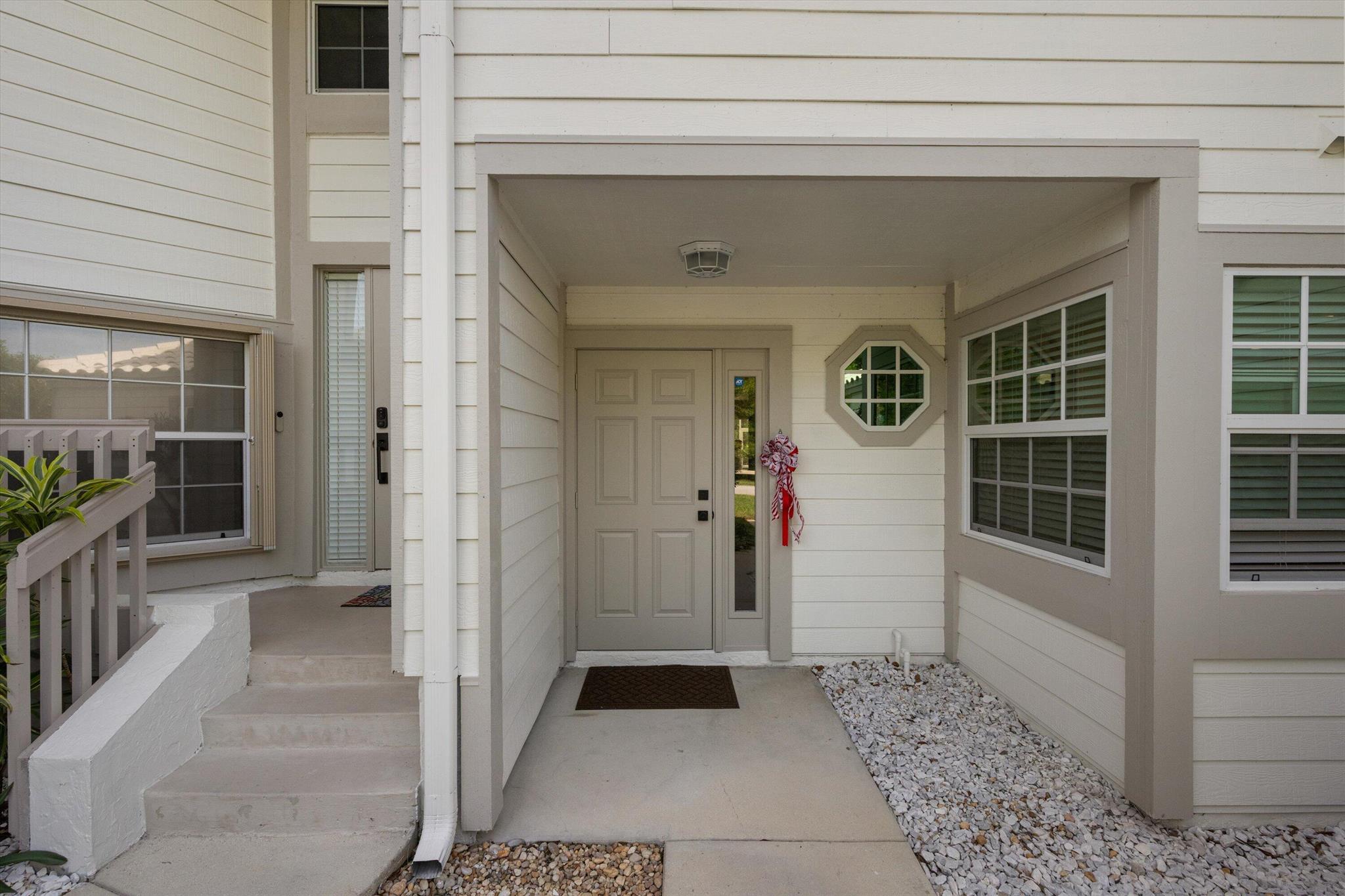 8878 SE Riverfront Terrace