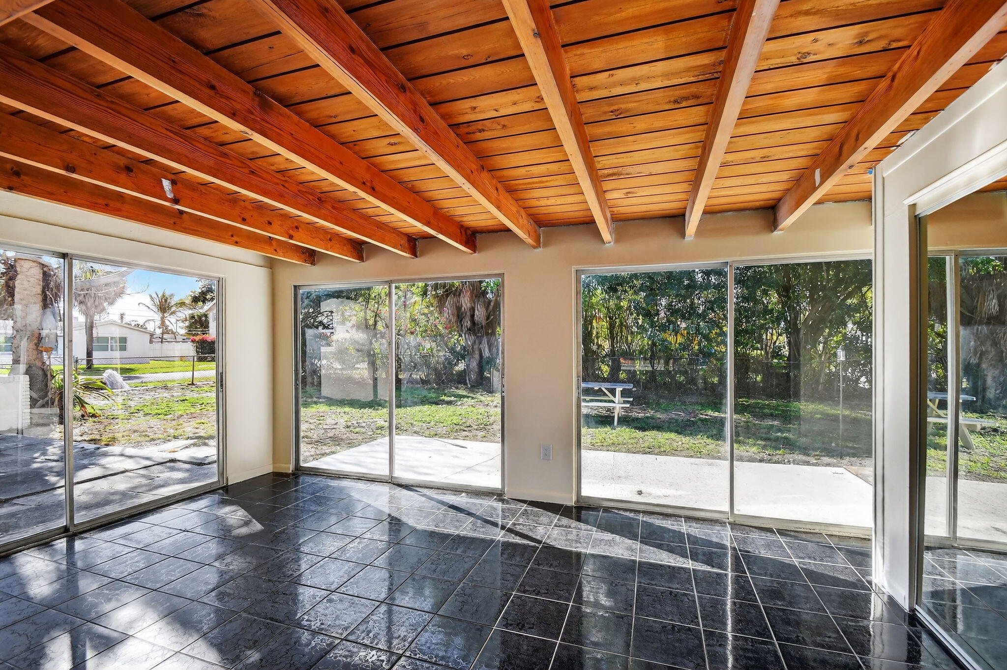 PARK MANOR 3 - Residential