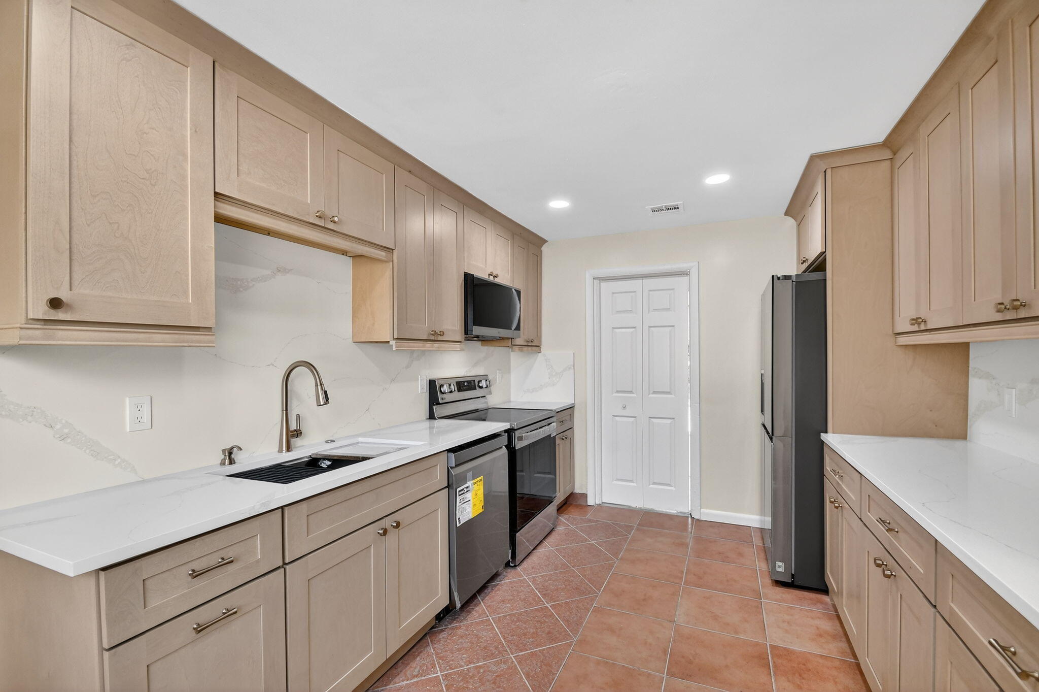 PARK MANOR 3 - Residential