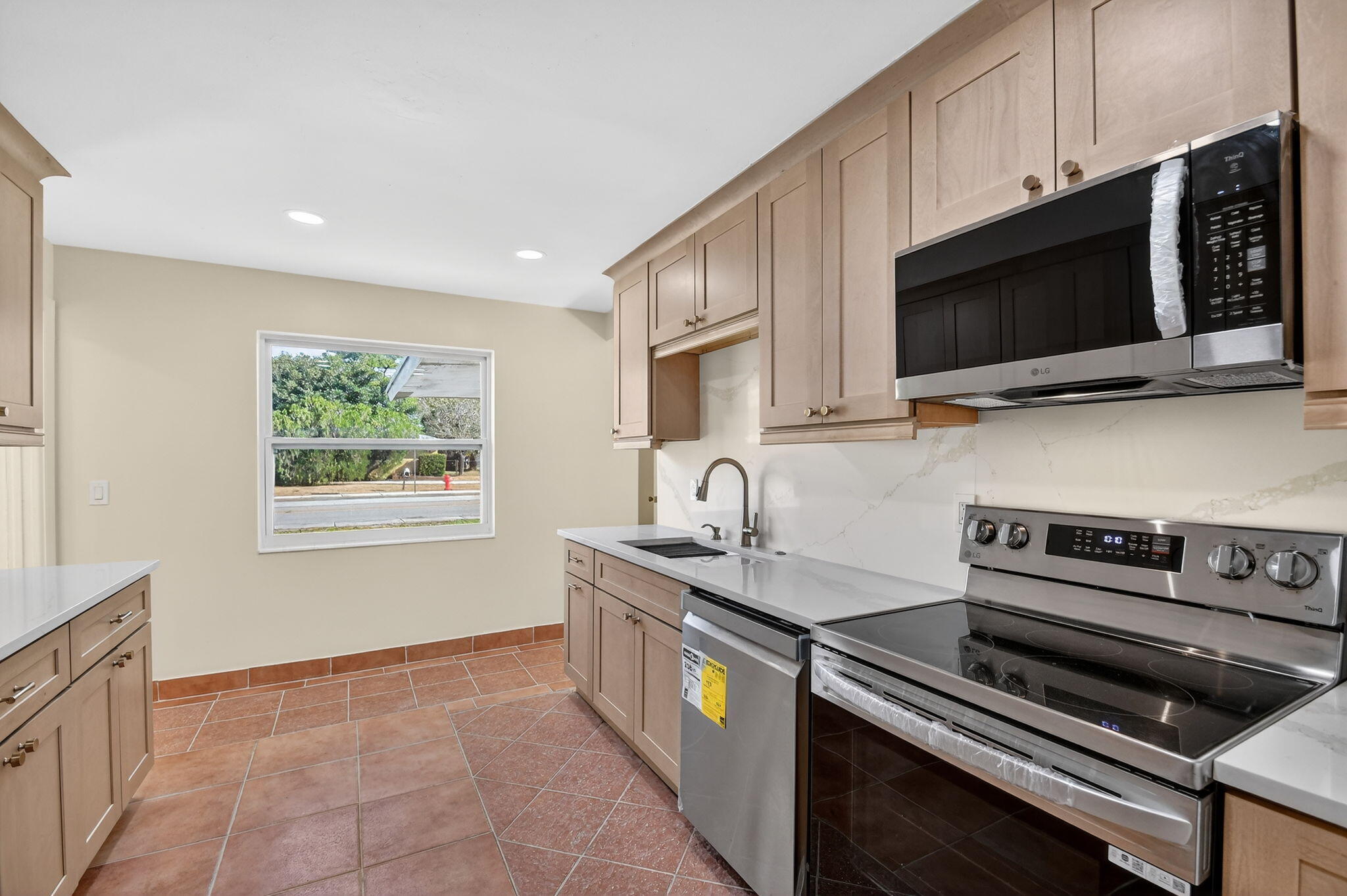 PARK MANOR 3 - Residential