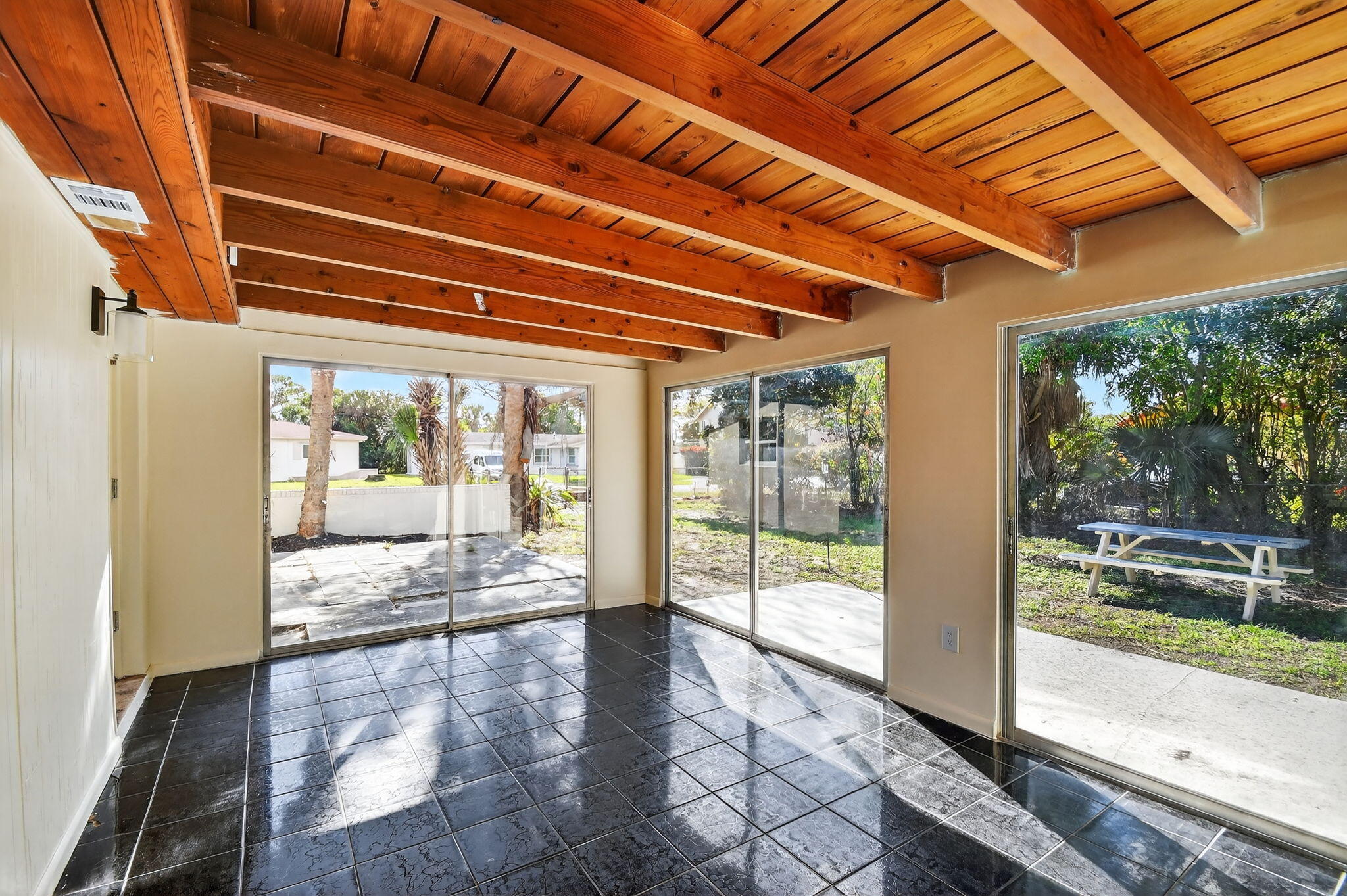 PARK MANOR 3 - Residential