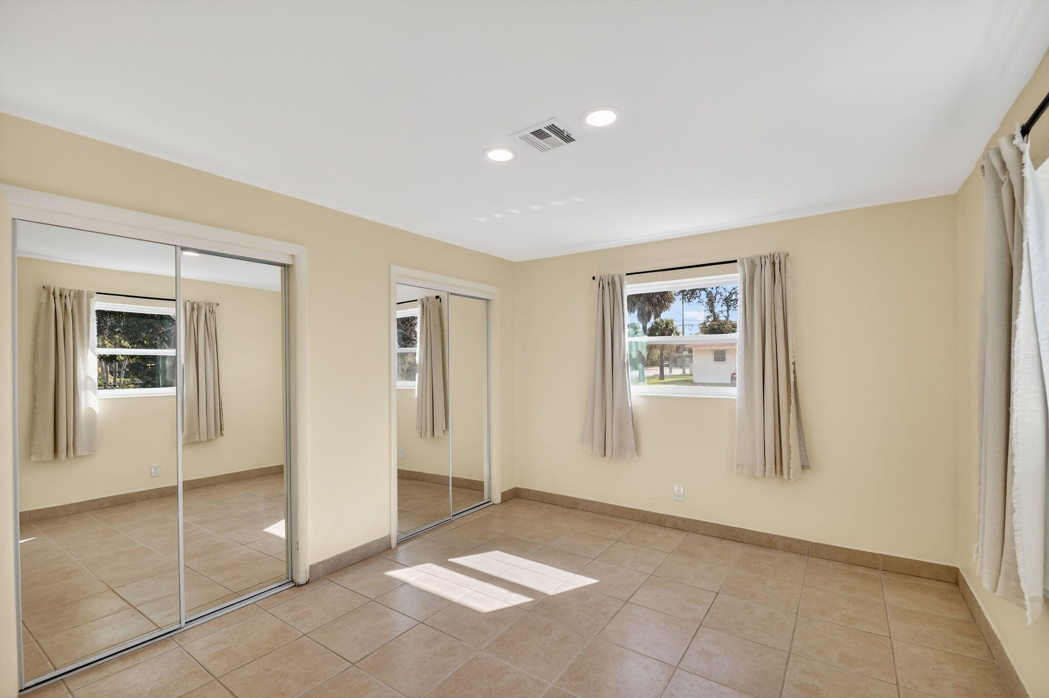 PARK MANOR 3 - Residential