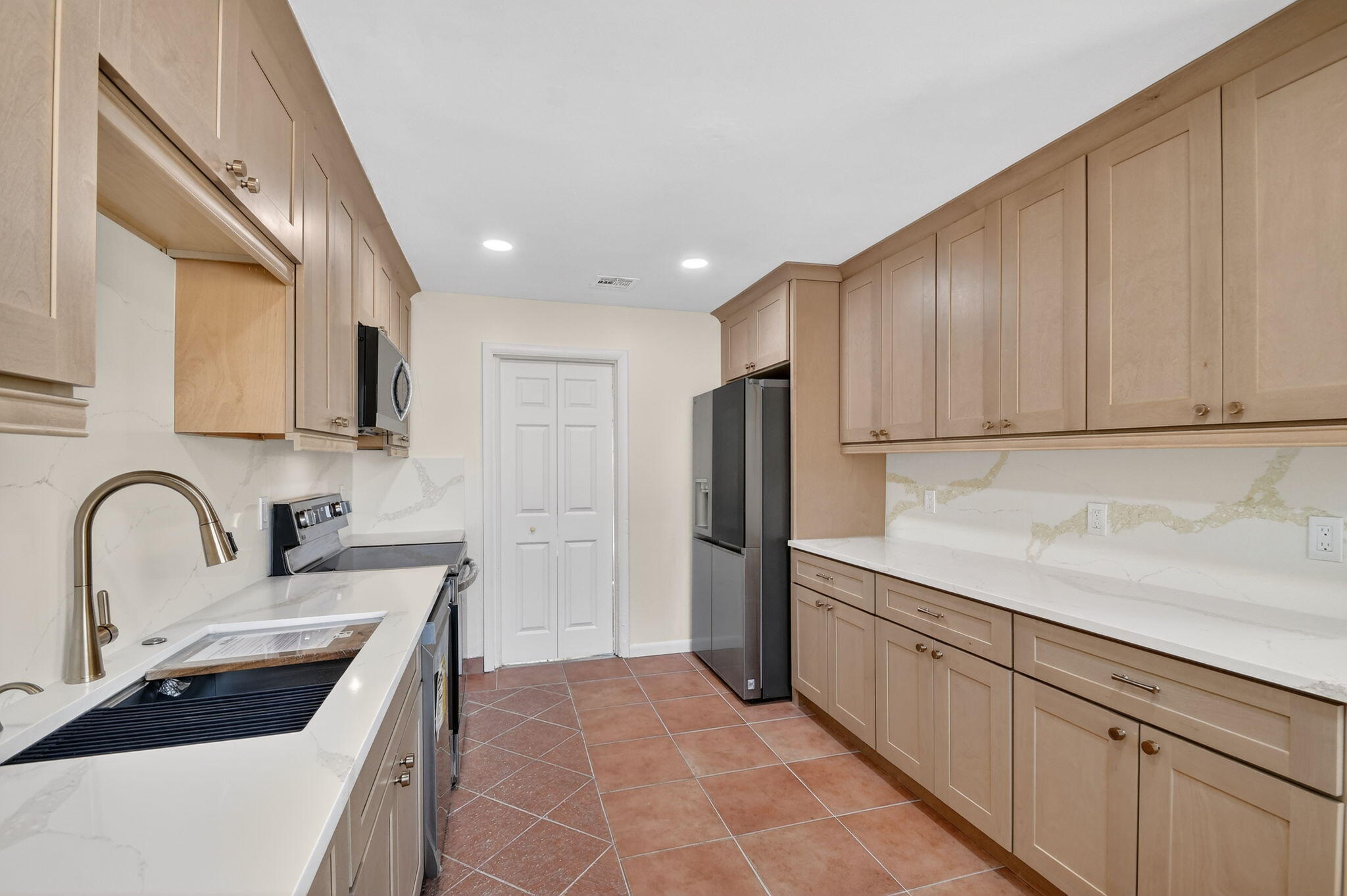 PARK MANOR 3 - Residential