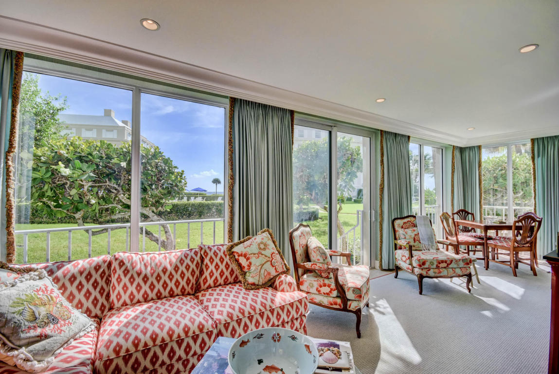 BALLANTRAE CONDO - Residential