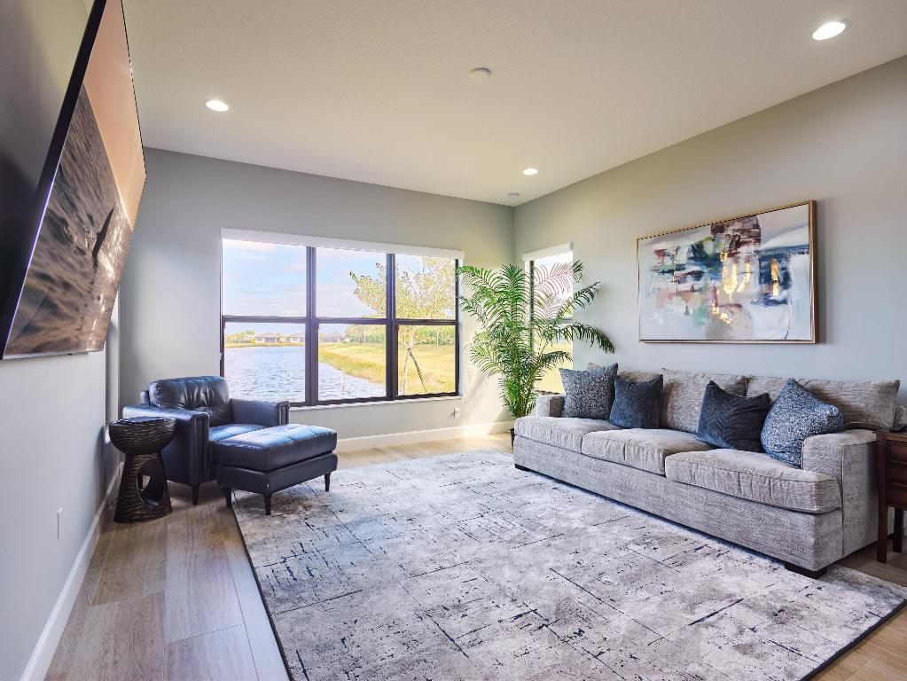 Riverland - Valencia Walk - Residential