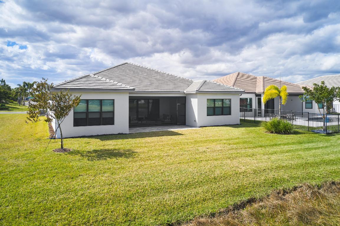 Riverland - Valencia Walk - Residential